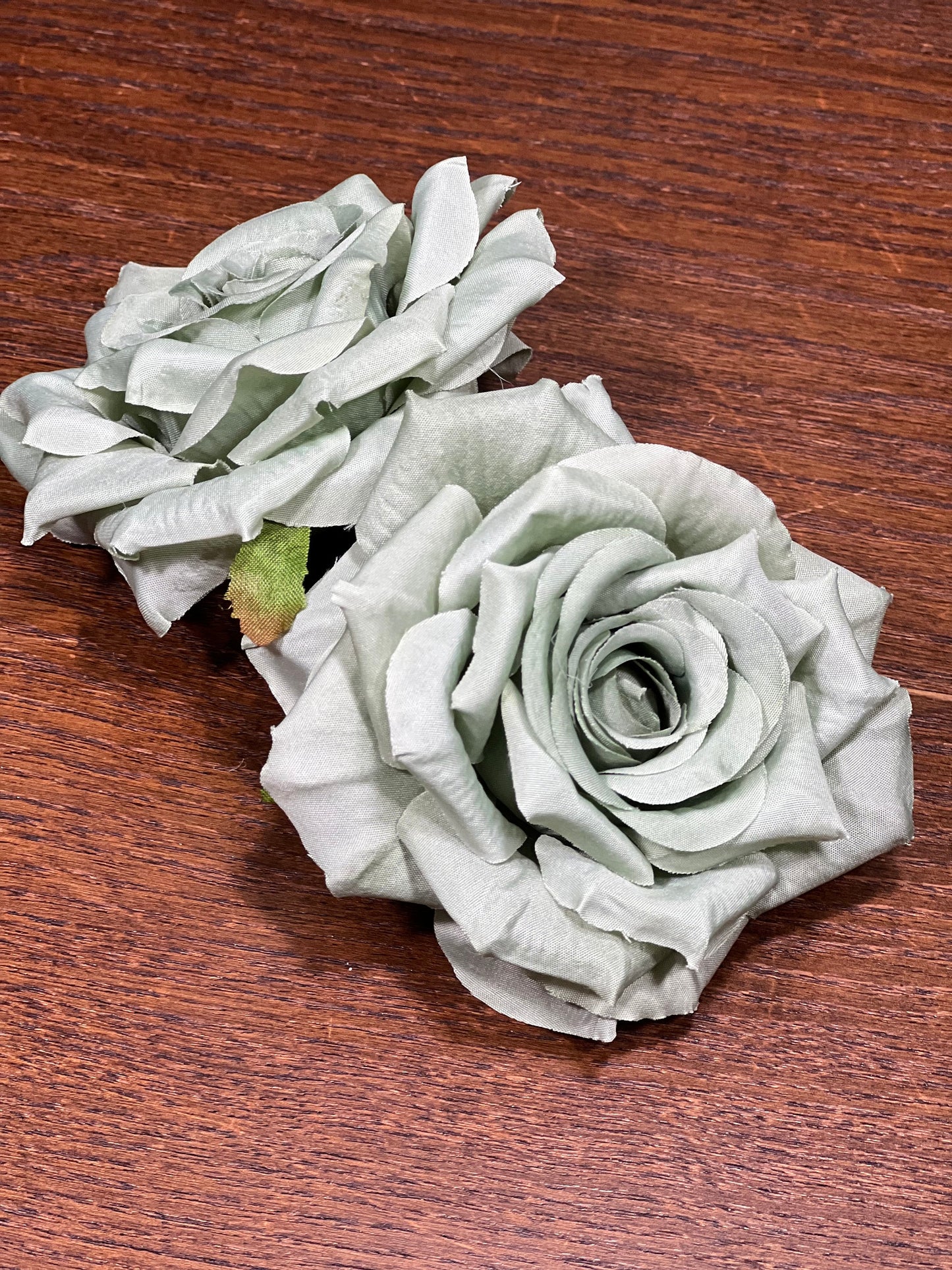 Dusty Sage Green Flower Artificial Flower Head Rose Sage High Quality Wedding Green Fake Roses Silk Accessories Decorative Home Decor DIY