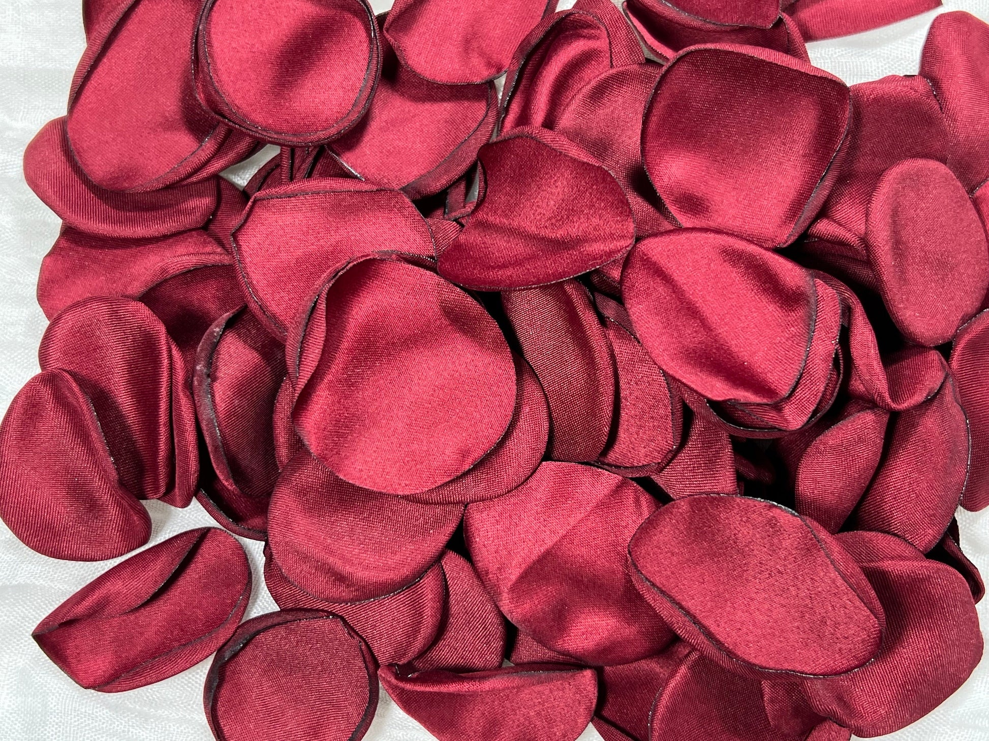 Red Petals Wedding Decor Flower Girl Petals Burgundy Wedding Aisle Decor Flower Petals Dark Red Ceremony Decor Bridal Shower Confetti