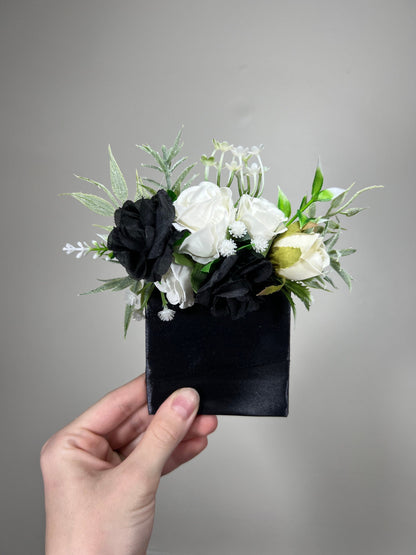 Black Pocket Boutonniere Wedding Groom Boutonnière White Square Groomsmen Pocket Boutonniere Black and White Gothic Artificial Flowers