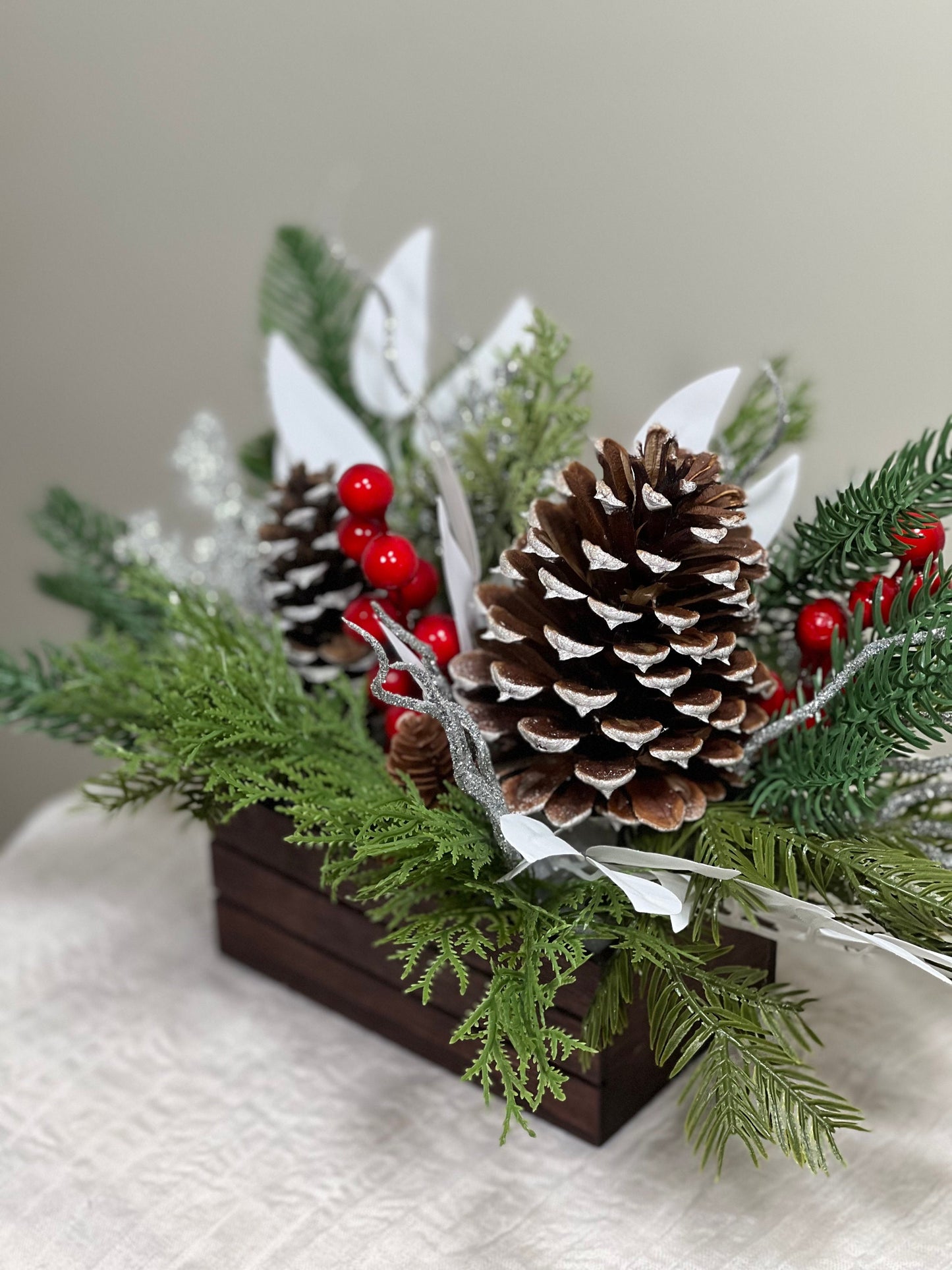 Christmas Centerpiece Decor Table Christmas Centerpiece Wedding Table Centerpiece Silver Pine Cone with Wood Box Winter Gift Christmas