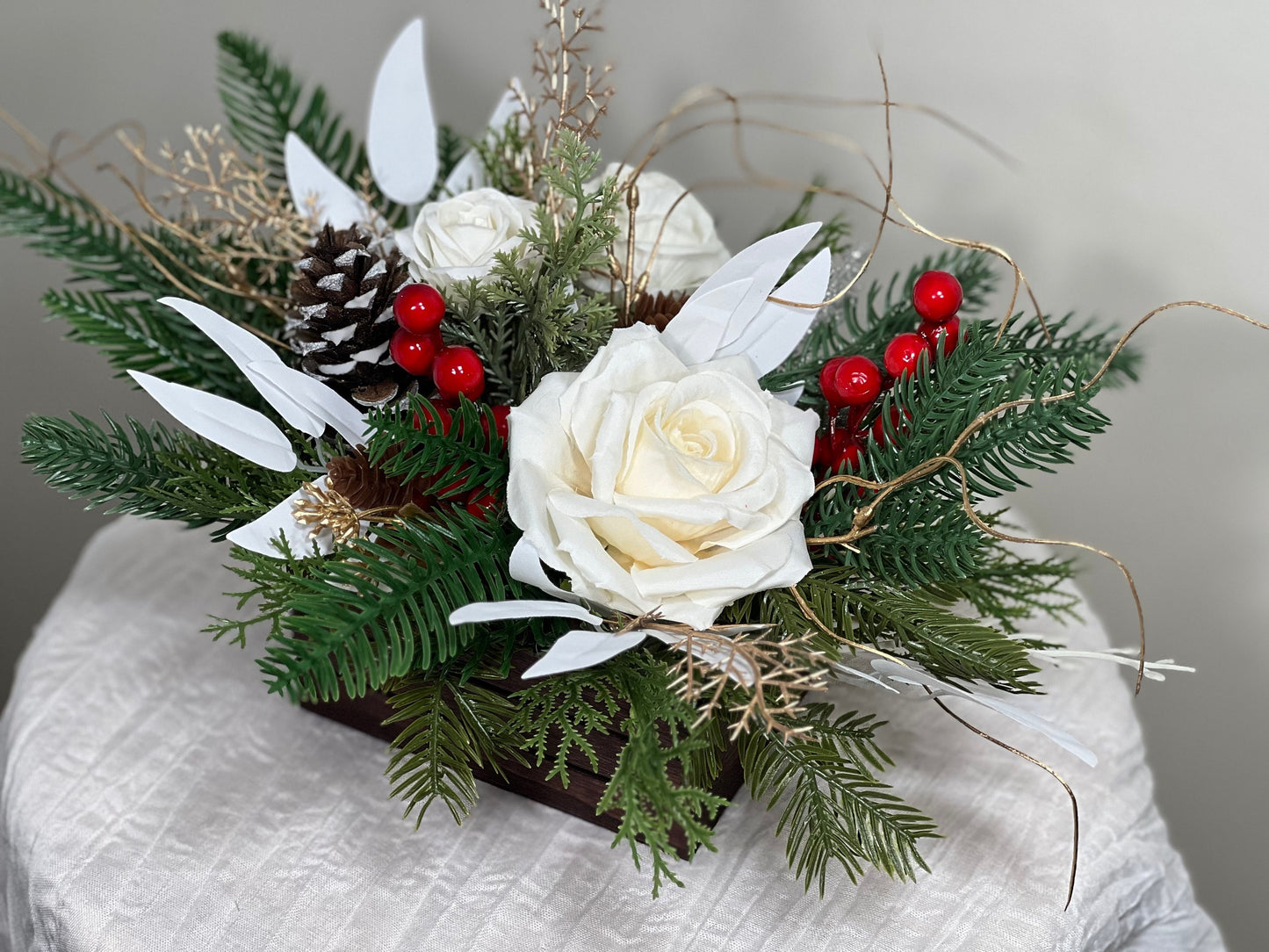 Christmas Centerpiece Decor Table Christmas Centerpiece Wedding White Table Centerpiece Silver Pine Cone with Wood Box Winter Gift Christmas