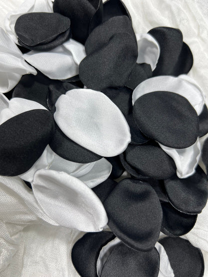 Black White Petals Wedding Decor Flower Girl Petals Black White Wedding Aisle Decor Flower Petals Black Ivory Ceremony Decor Confetti
