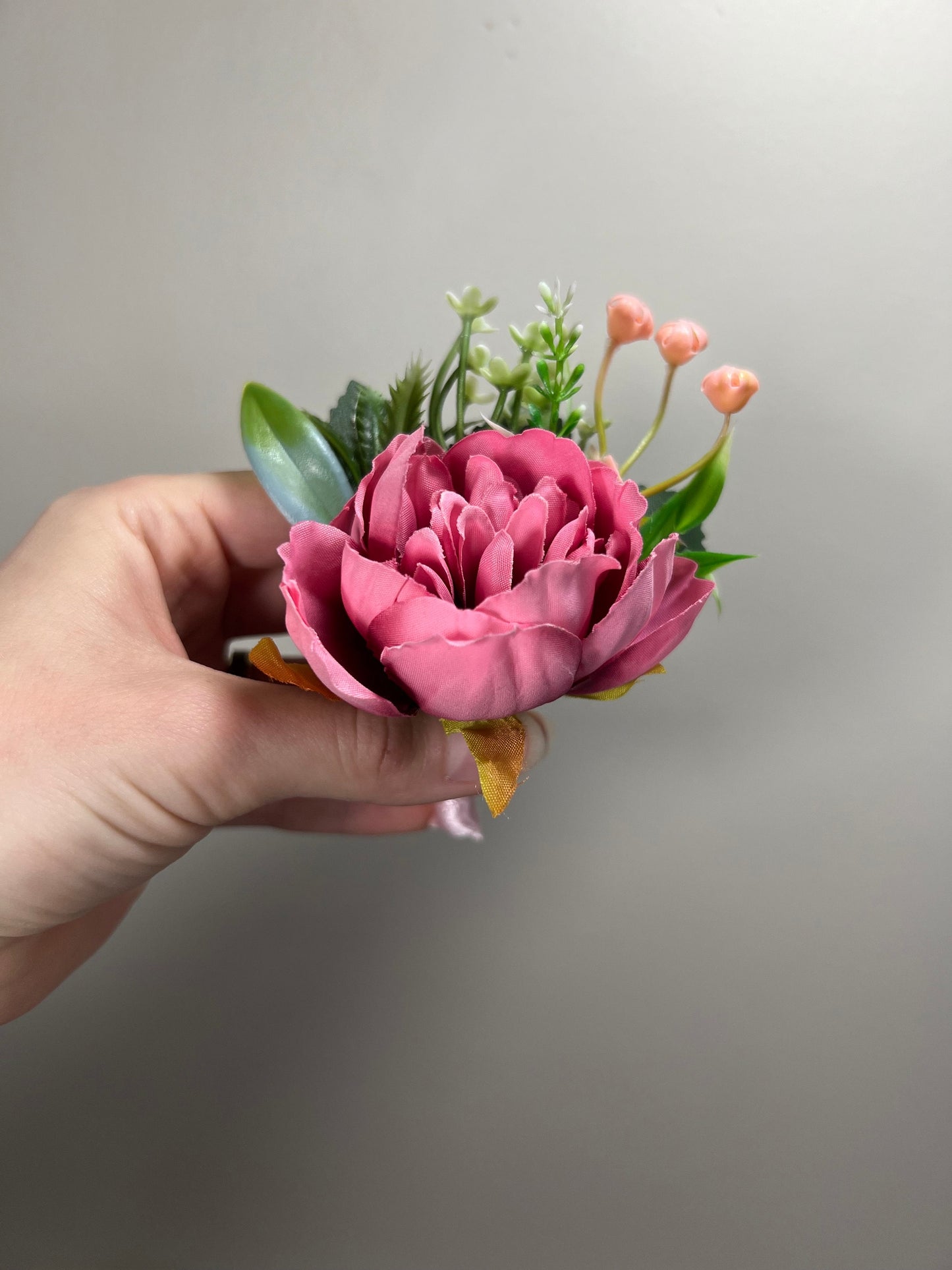 Pink Boutonnière Wedding Wrist Corsage Fuchsia Bridesmaids Corsage Viva Magenta Boutonniere Pink Corsage Dusty Rose Artificial Flowers