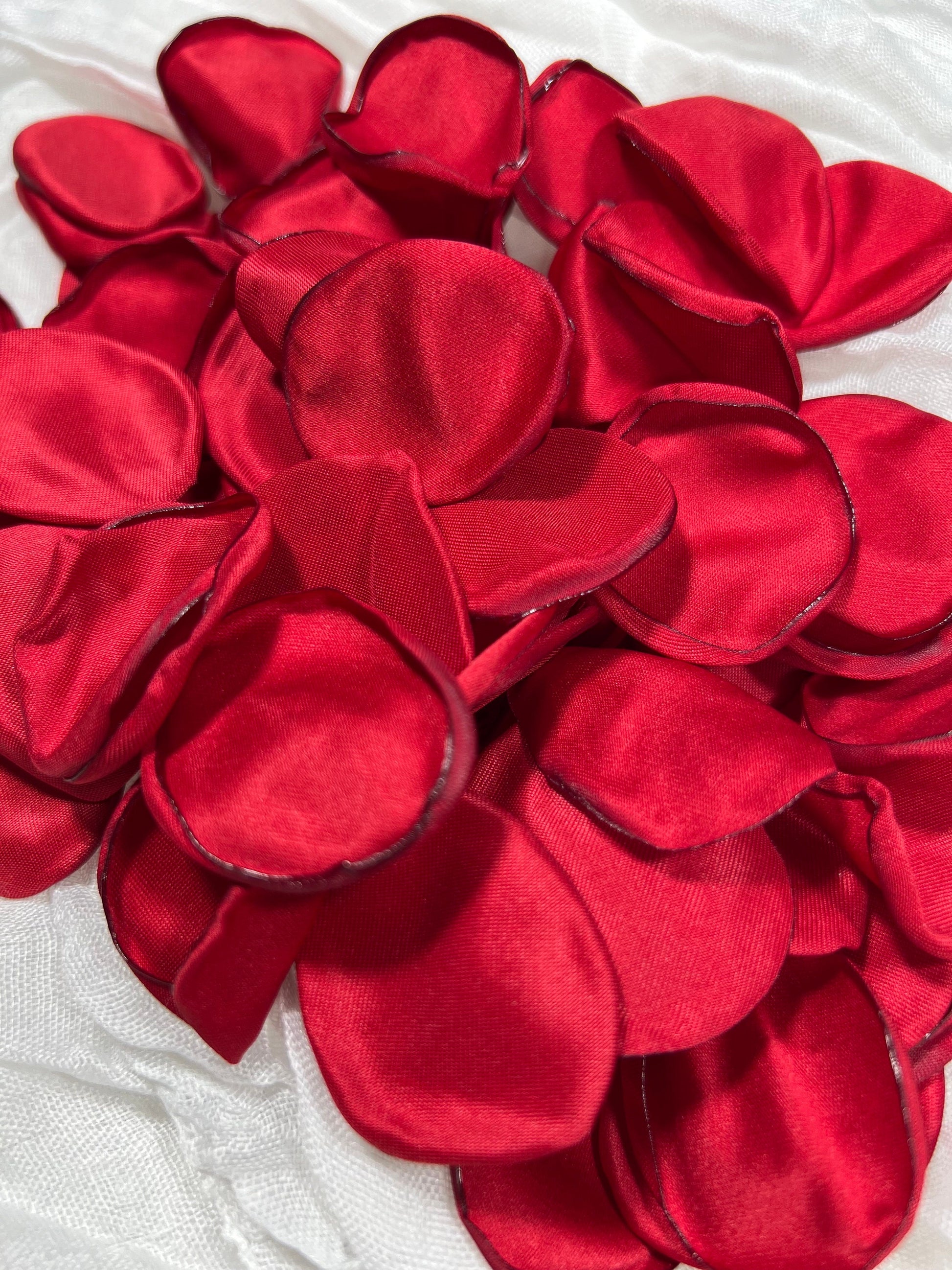 Red Petals Wedding Decor Flower Girl Petals Red Wedding Aisle Decor Flower Petals Dark Red Ceremony Decor Bridal Shower Confetti