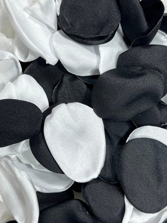 Black White Petals Wedding Decor Flower Girl Petals Black White Wedding Aisle Decor Flower Petals Black Ivory Ceremony Decor Confetti