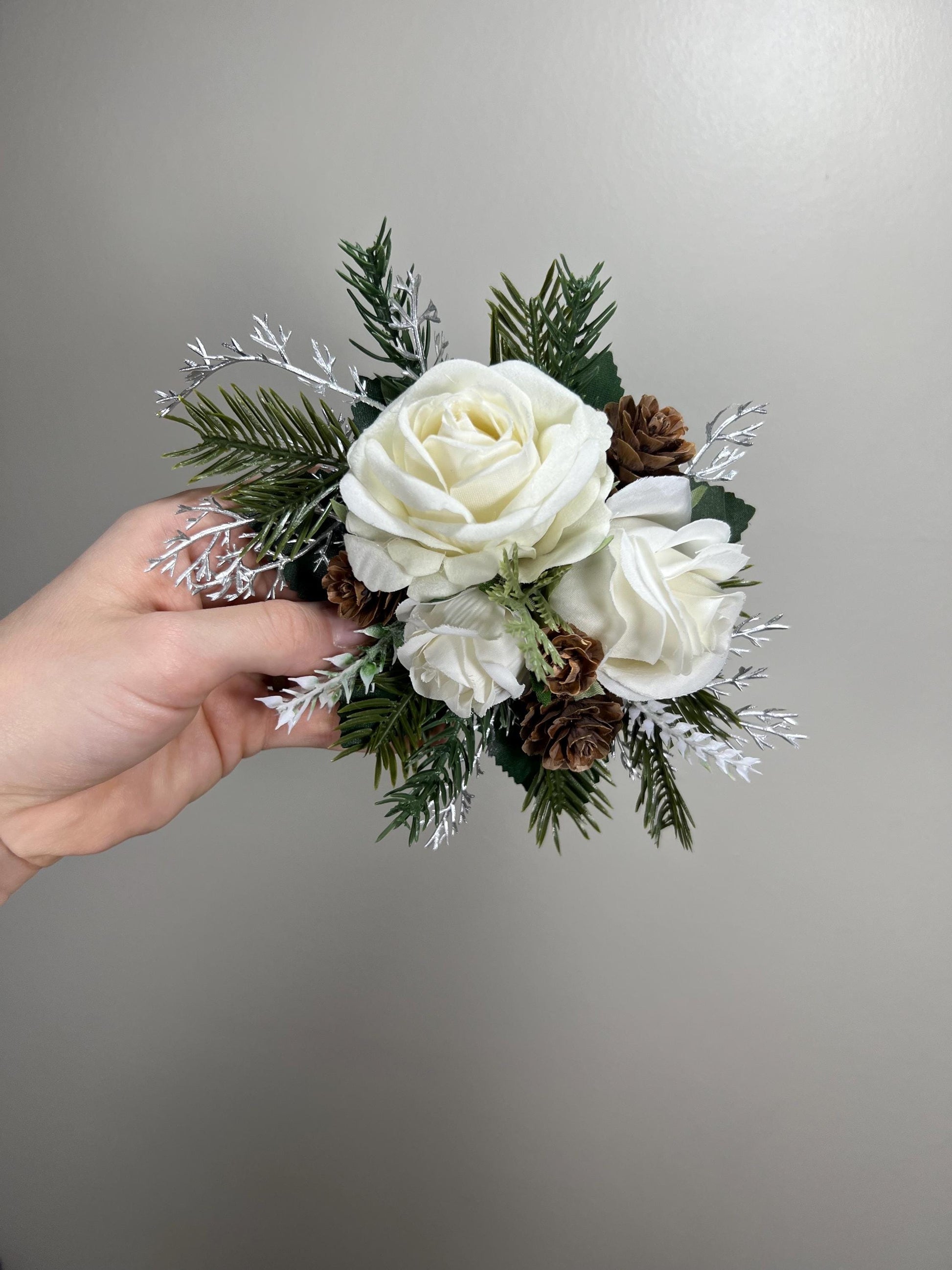 Christmas Cake Decor Wedding White Cake Flower Topper Pine Cone Winter Cake Decoration Silver Christmas White Pine Arrificial Flowers