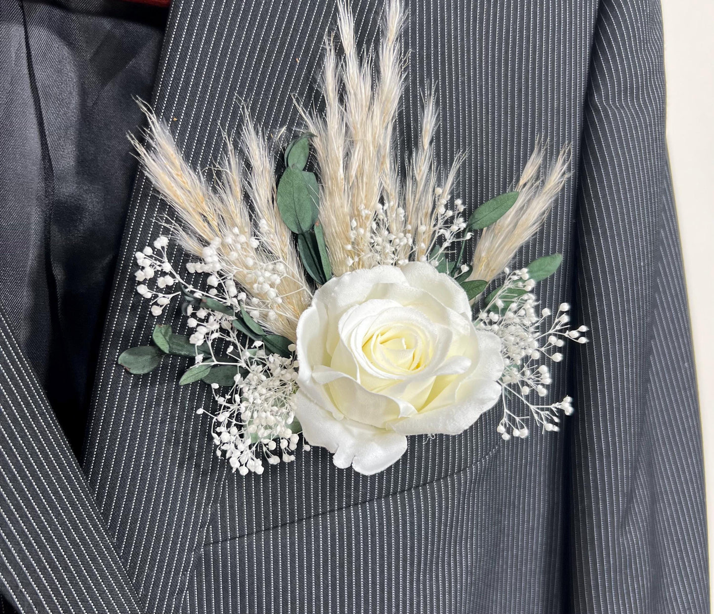 White Pocket Boutonniere White Groom Boutonnière Ivory Square Groomsmen Pocket Eucalyptus Boutonniere Baby Breath Pampas Grass