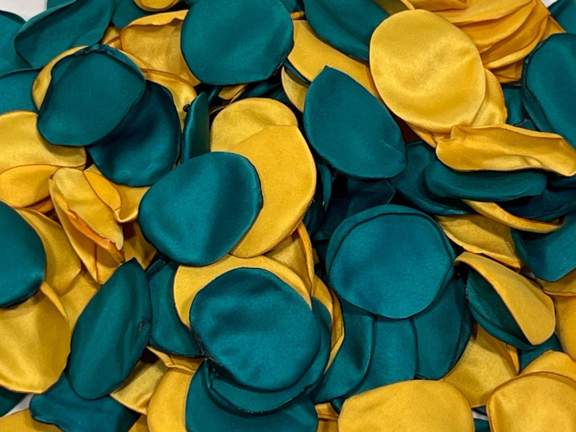 Teal Petals Wedding Decor Flower Girl Petals Dark Teal Gold Wedding Aisle Decor Flower Petals Teal Ceremony Gold Confetti