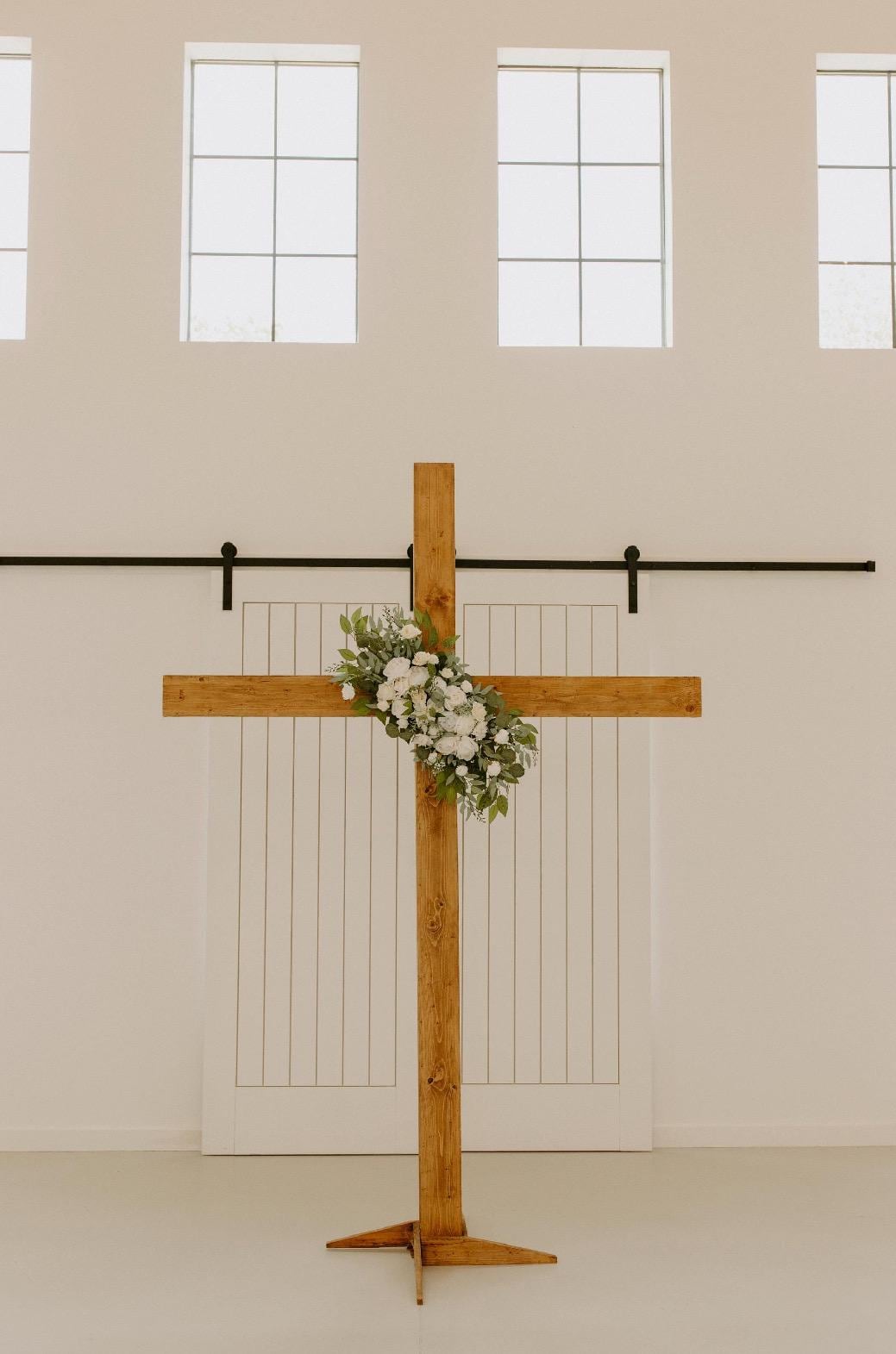 Wedding Arrangement White Arbor Arrangement Ivory Cross Decor White Flowers Arch Arrangement White Sage Eucalyptus Artificial Flowers Faux