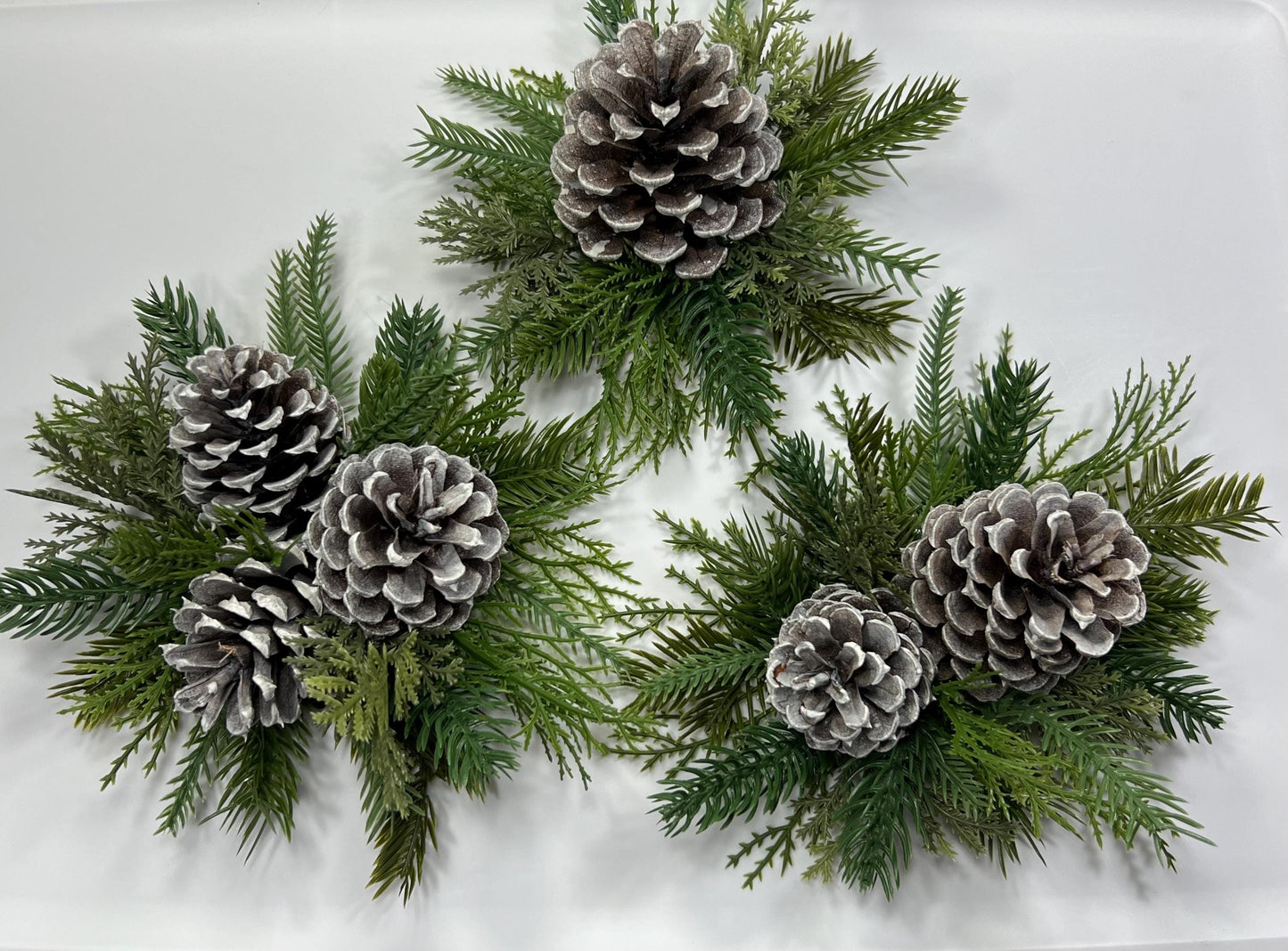 Mini Christmas Centerpiece Wedding Pine Cones Winter Decor Rustic Table Arrangement Party Decoration Small Evergreen Artificial Pine Tree