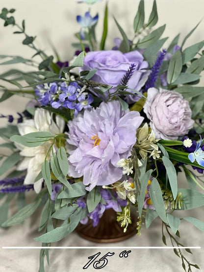 Purple Centerpiece White Lavender Table Flower Ball Decoration Blue Table Centerpiece Barrel Plum Whiskey Ivory Purple Arrangement