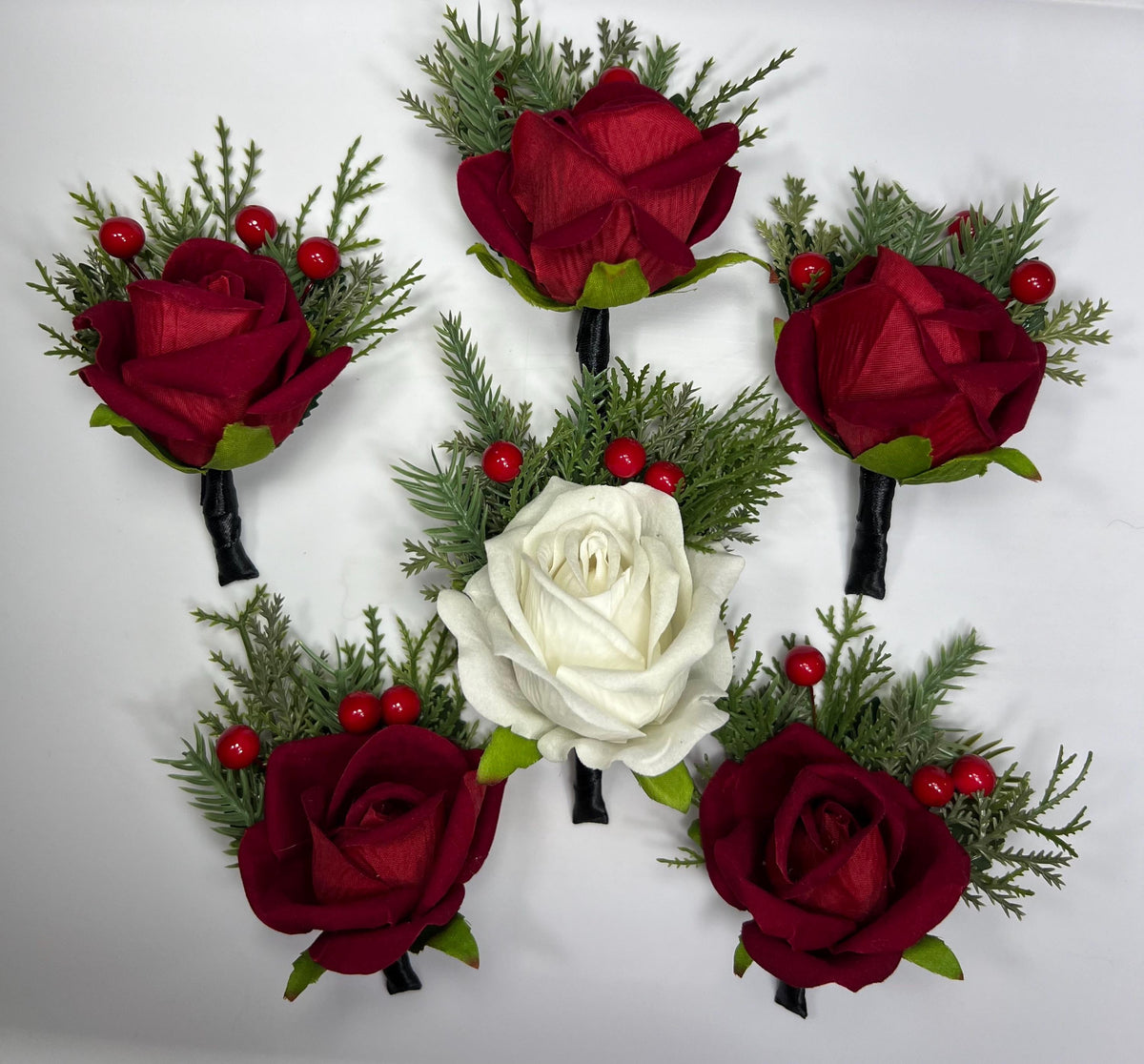 Christmas Corsage Wedding Red White Corsage Mom Dark Red Corsage Winter Red Berries Corsage Bridesmaids Pine Tree Boutonnière Reddit