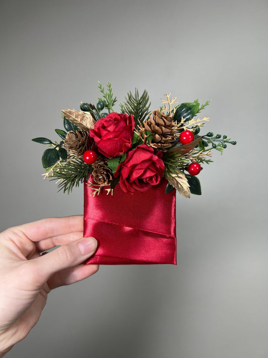 Christmas Pocket Boutonniere Wedding Red Christmas Boutonnière Square Groom Gold Boutonniere Red Winter Pine Cone Boutonniere Groomsmen