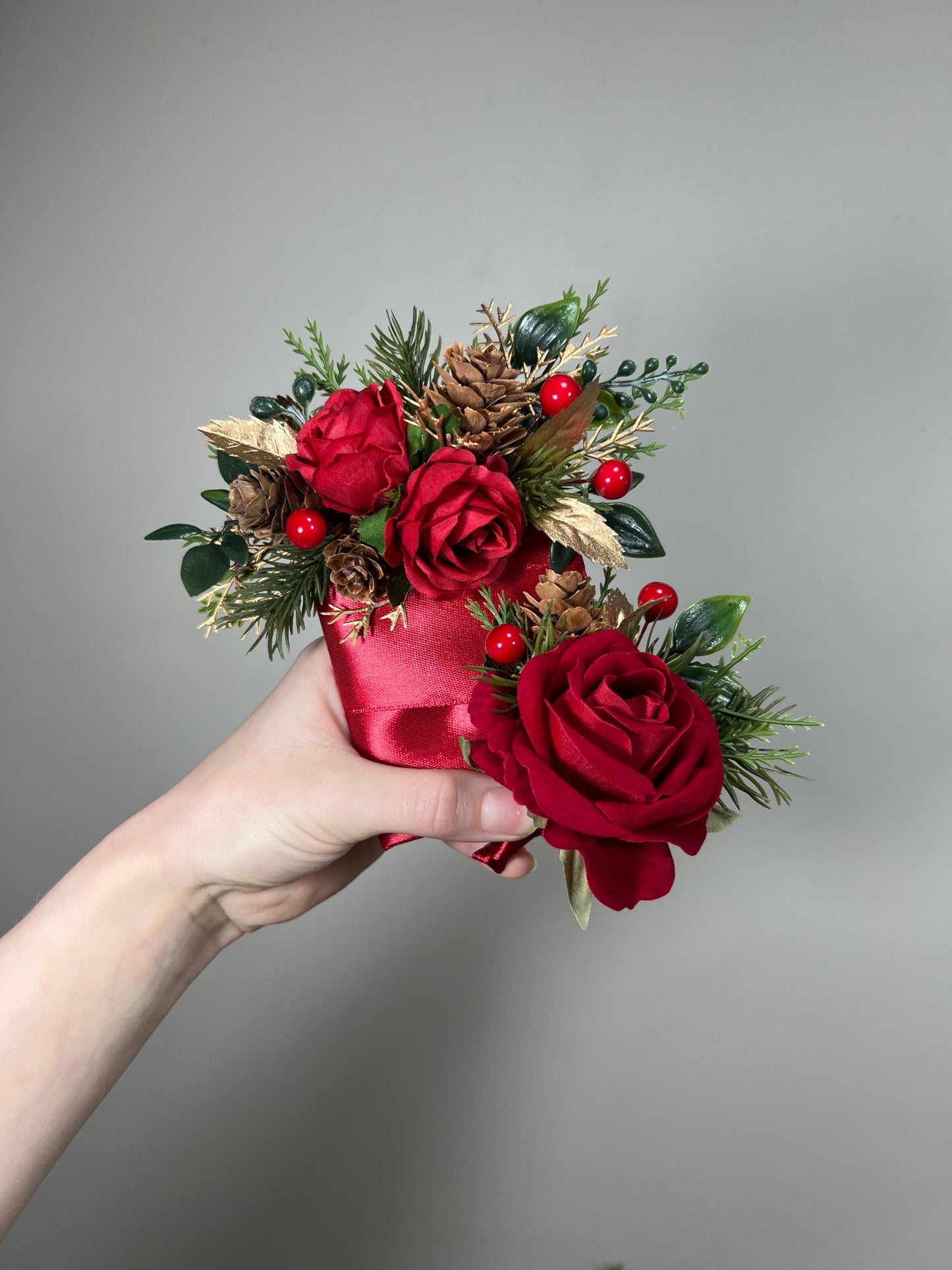 Christmas Pocket Boutonniere Wedding Red Christmas Boutonnière Square Groom Gold Boutonniere Red Winter Pine Cone Boutonniere Groomsmen