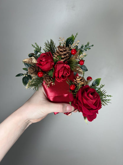 Christmas Pocket Boutonniere Wedding Red Christmas Boutonnière Square Groom Gold Boutonniere Red Winter Pine Cone Boutonniere Groomsmen