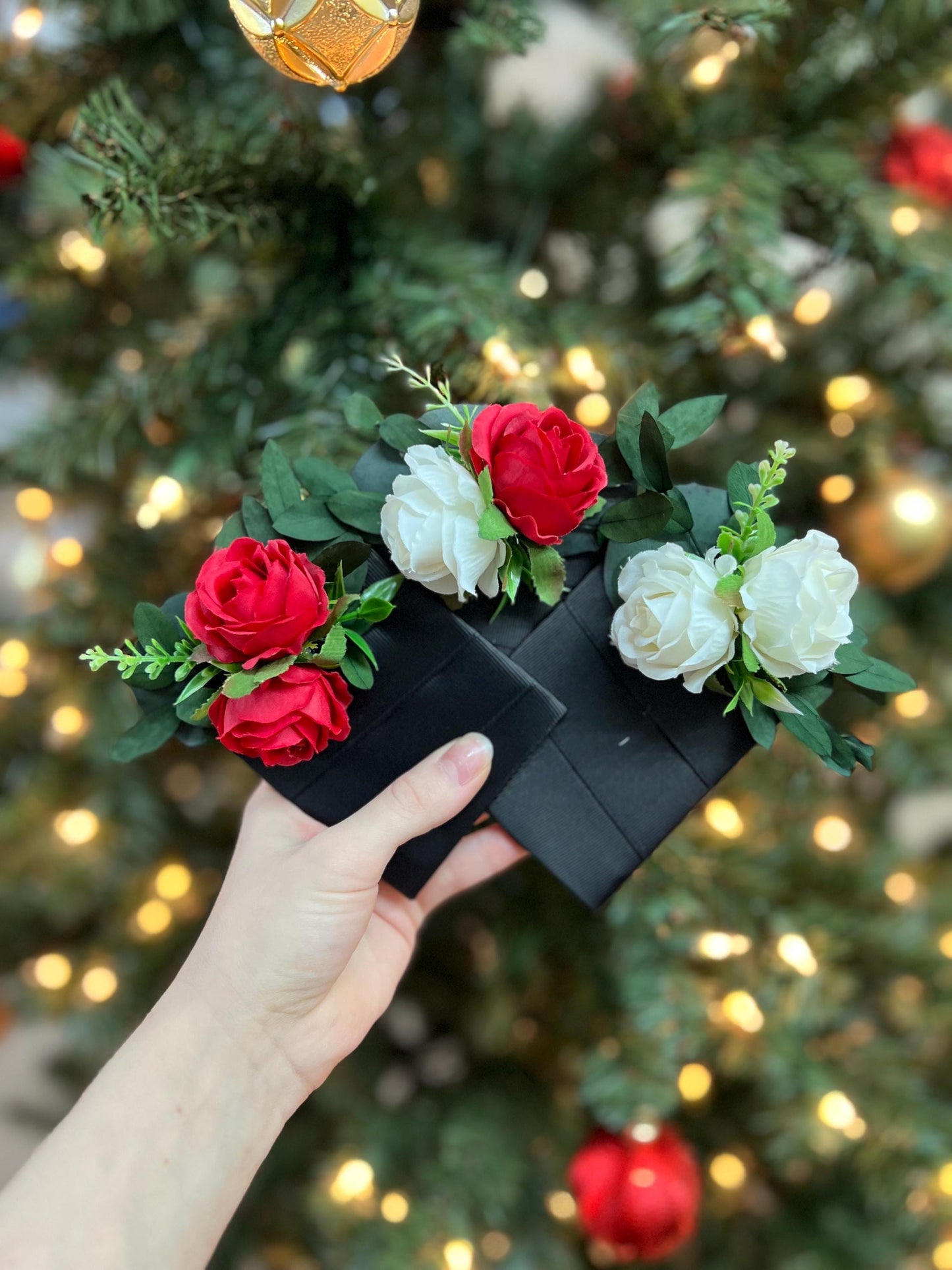 Red White Pocket Boutonniere Wedding Red Christmas Boutonnière Square Groom Boutonniere Red White Boutonniere Winter Square Groomsmen