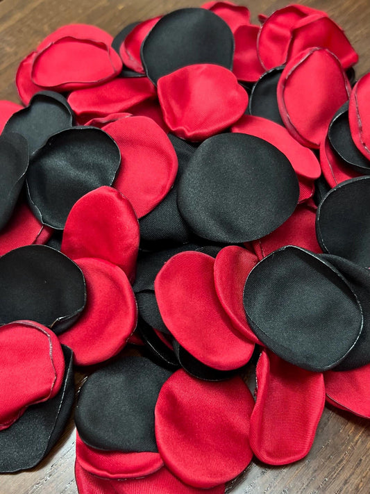 Black Red Petals Wedding Decor Flower Girl Petals Black Wedding Aisle Decor Flower Petals Black Ceremony Decor Red Confetti