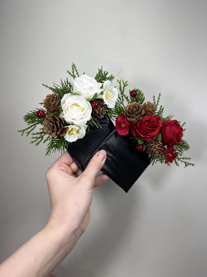 Pocket Boutonniere Christmas Wedding Groom Red Square Boutonnières Groomsmen Pocket Boutonnière White Red Winter Boutonniere Pine Cone
