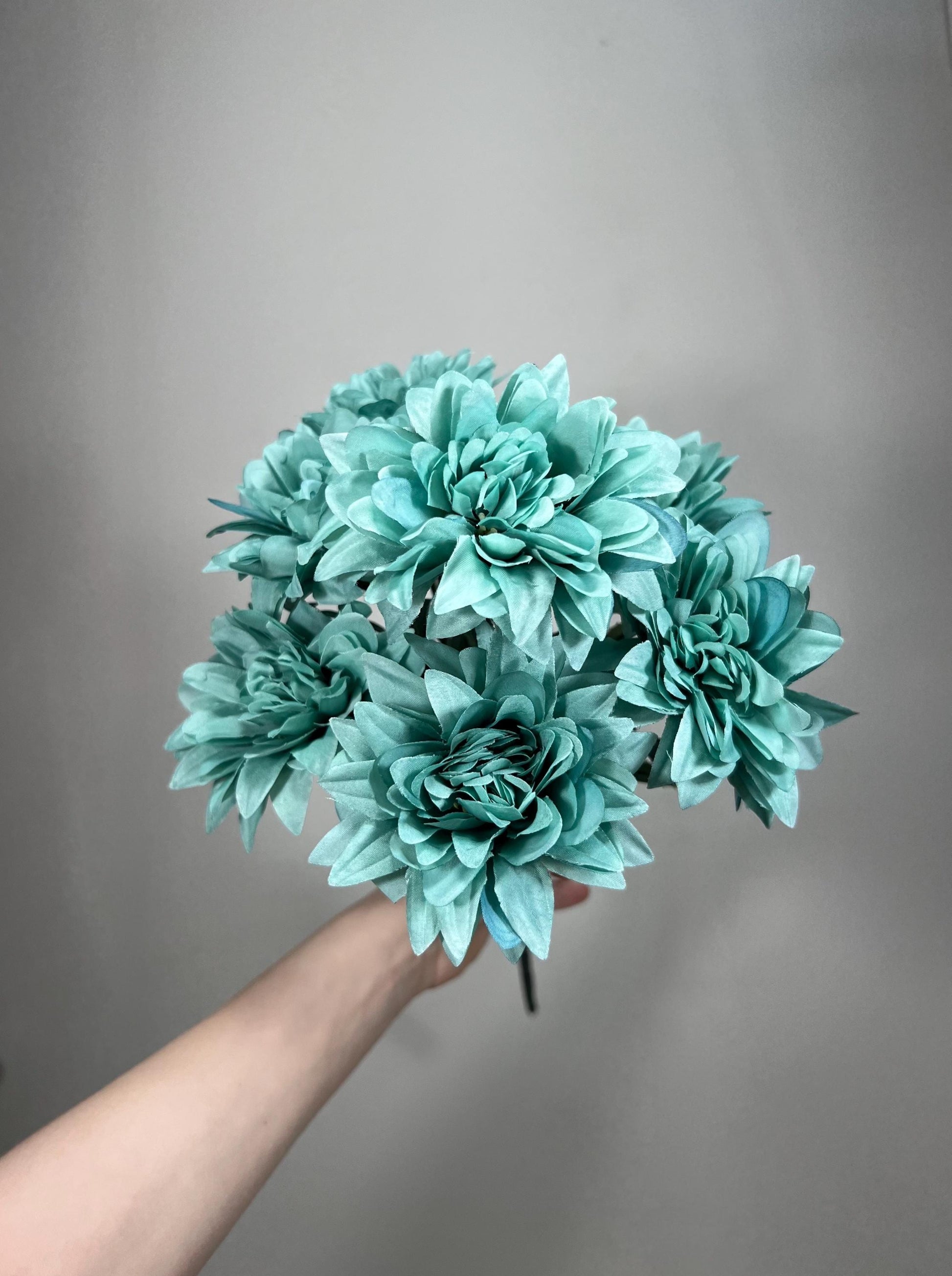 Teal Flowers 1 Bunch Artificial Wedding Teal Flower Heads with Stems Turquoise Flowets Silk Head Dahlia Teal Blue Flowers Wedding DIY