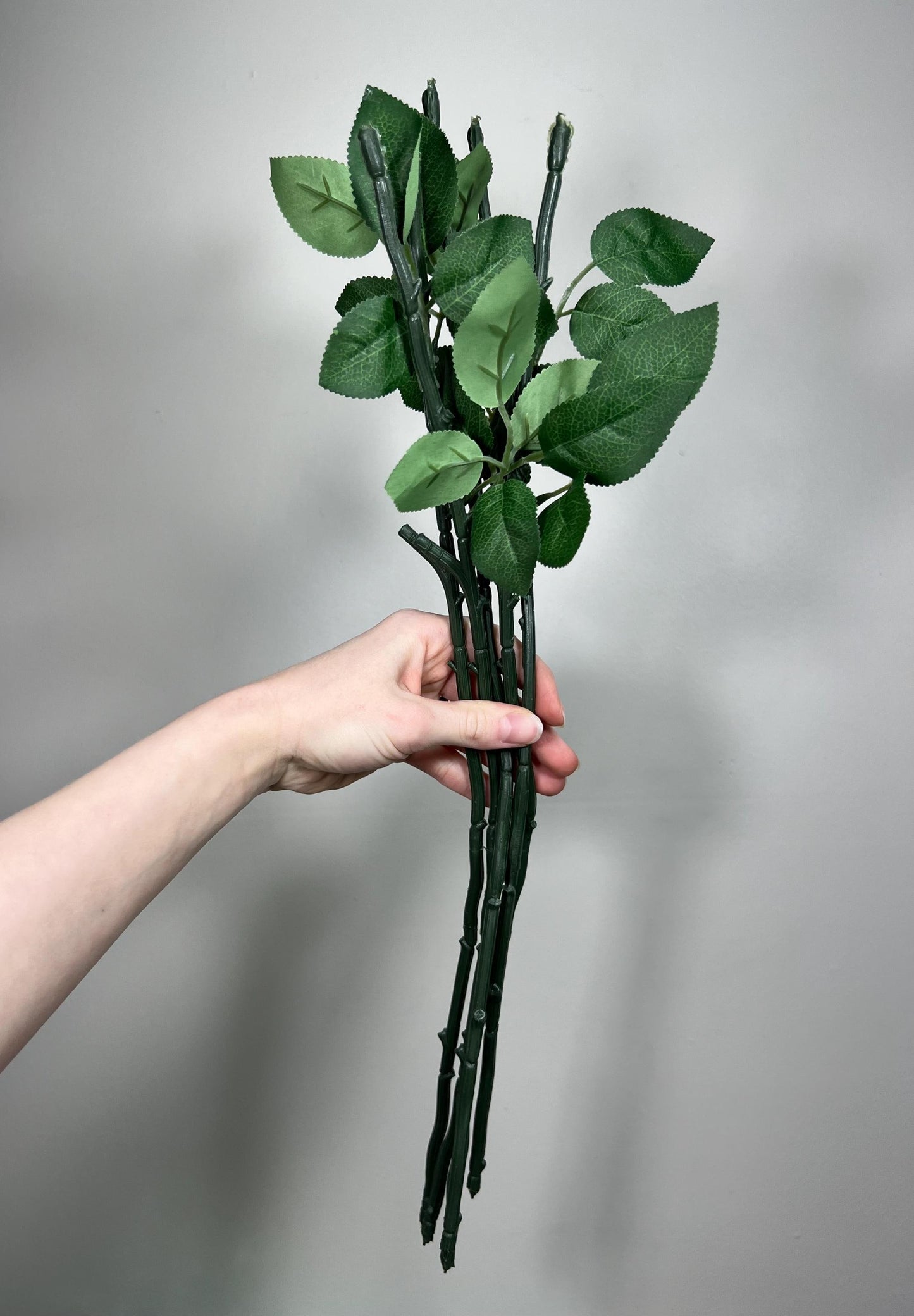 Artificial Flower Stem with 2 Leaves for 1 Flower Stem 19.6” Crafting Stem DIY Rose Bouquet Flower Supply Stems Flower Wire Stem