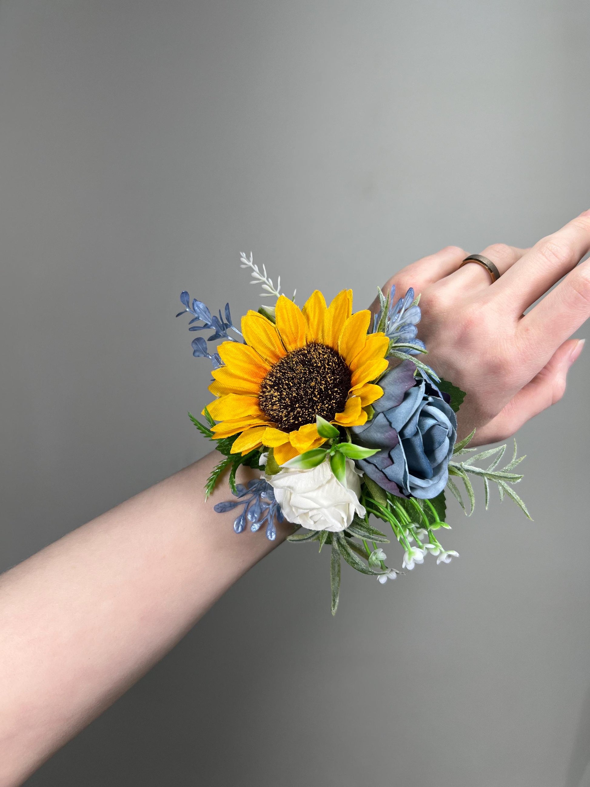 Sunflower Corsage Wedding Dusty Blue Sunflower Wrist Corsage Mom Yellow Sunflower Corsages Blue Sunflower Fall Baby Breath White Corsage