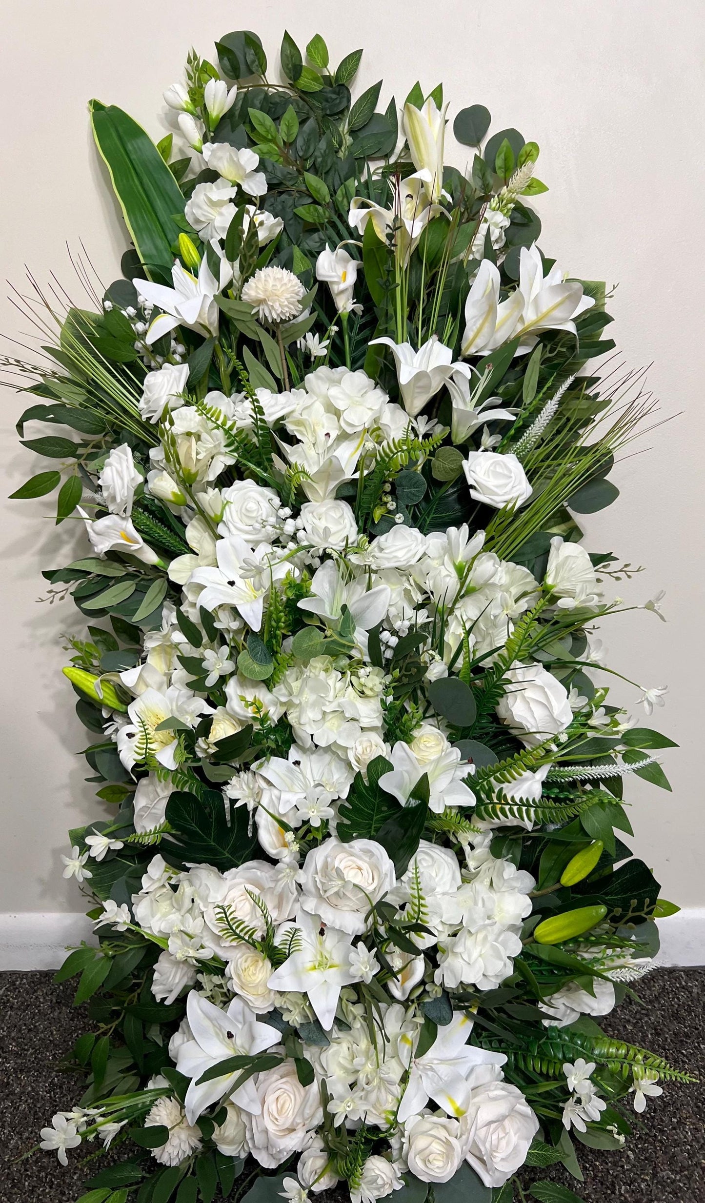 Wedding Aisle Marker Flower Floor Arrangement Whiskey Barrel Décor White Ground Arch White Lilies