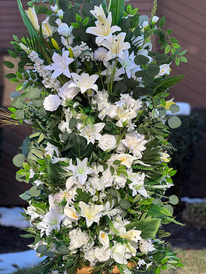 Wedding Aisle Marker Flower Floor Arrangement Barrel Décor Ground Arch Wedding White Lilies Décor