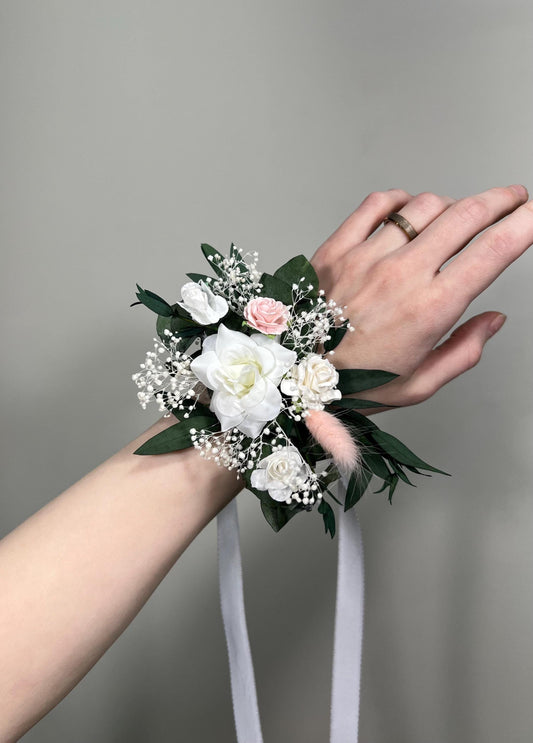 White Corsage Wedding Eucalyptus Corsage Wrist Corsage Bridesmaids White Blush Mom Corsage Pink Baby Breath Accessories Artificial Flower