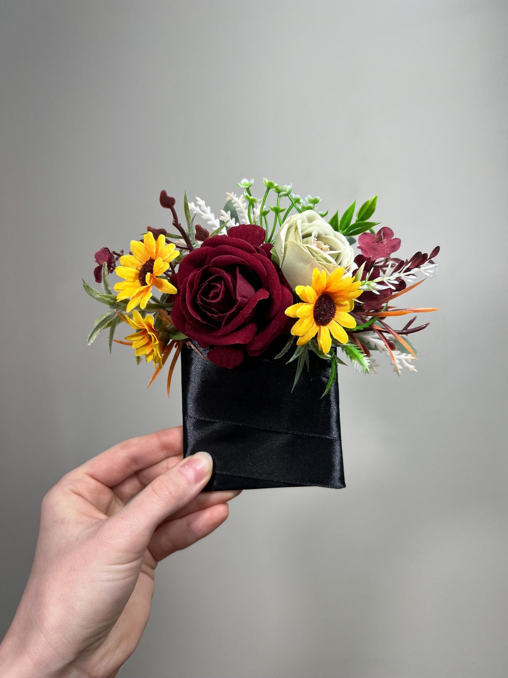 Sunflower Pocket Boutonniere Wedding Groom Boutonnière Sunflower Burgundy Square Groomsmen Sunflower Sage Green Artificial Flowers
