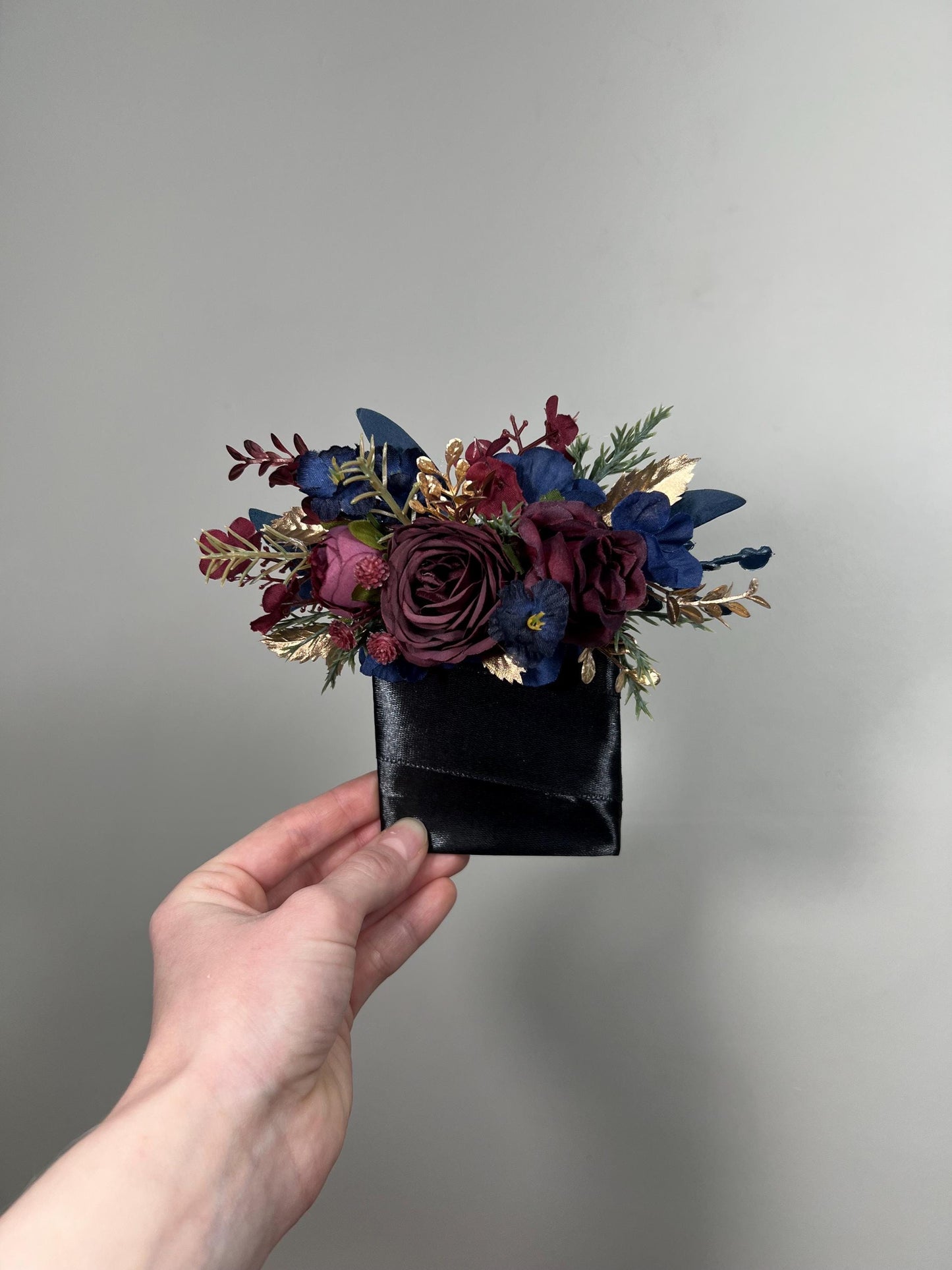 Burgundy Navy Blue Pocket Boutonnière Wedding Winter Square Boutonnière Groom Gold Wine Red Dark Blue Pine Tree Groomsmen Artificial Flower