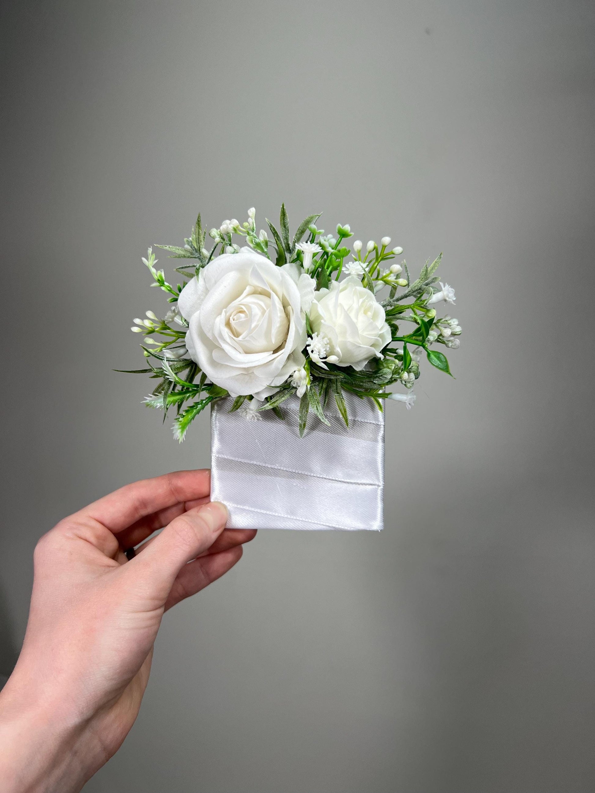 White Pocket Boutonniere Wedding Square Boutonniere White Baby Breath Groomsmen Pocket Boutonniere Ivory Greenery Artificial Flowers