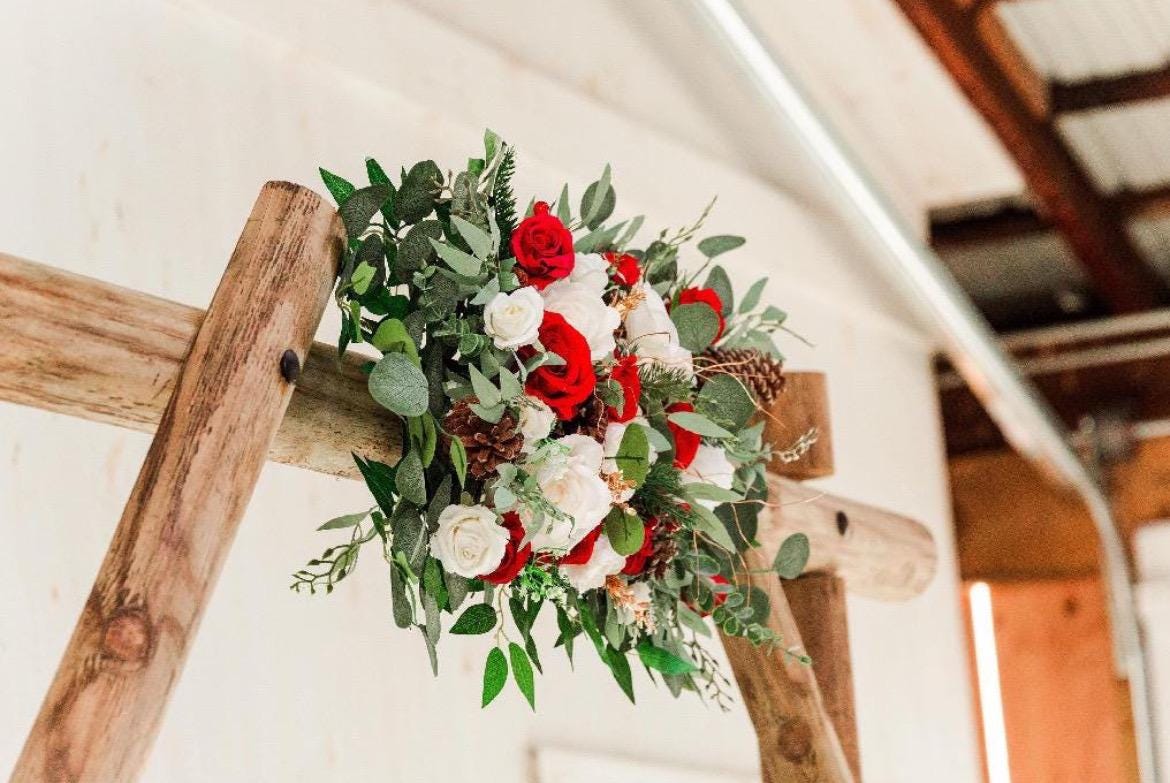 Wedding Christmas Bouquet Bridal White Rustic Bridesmaids Bouquet Red Winter Christmas Tree Pine Red Berries Artificial Flowers Winter