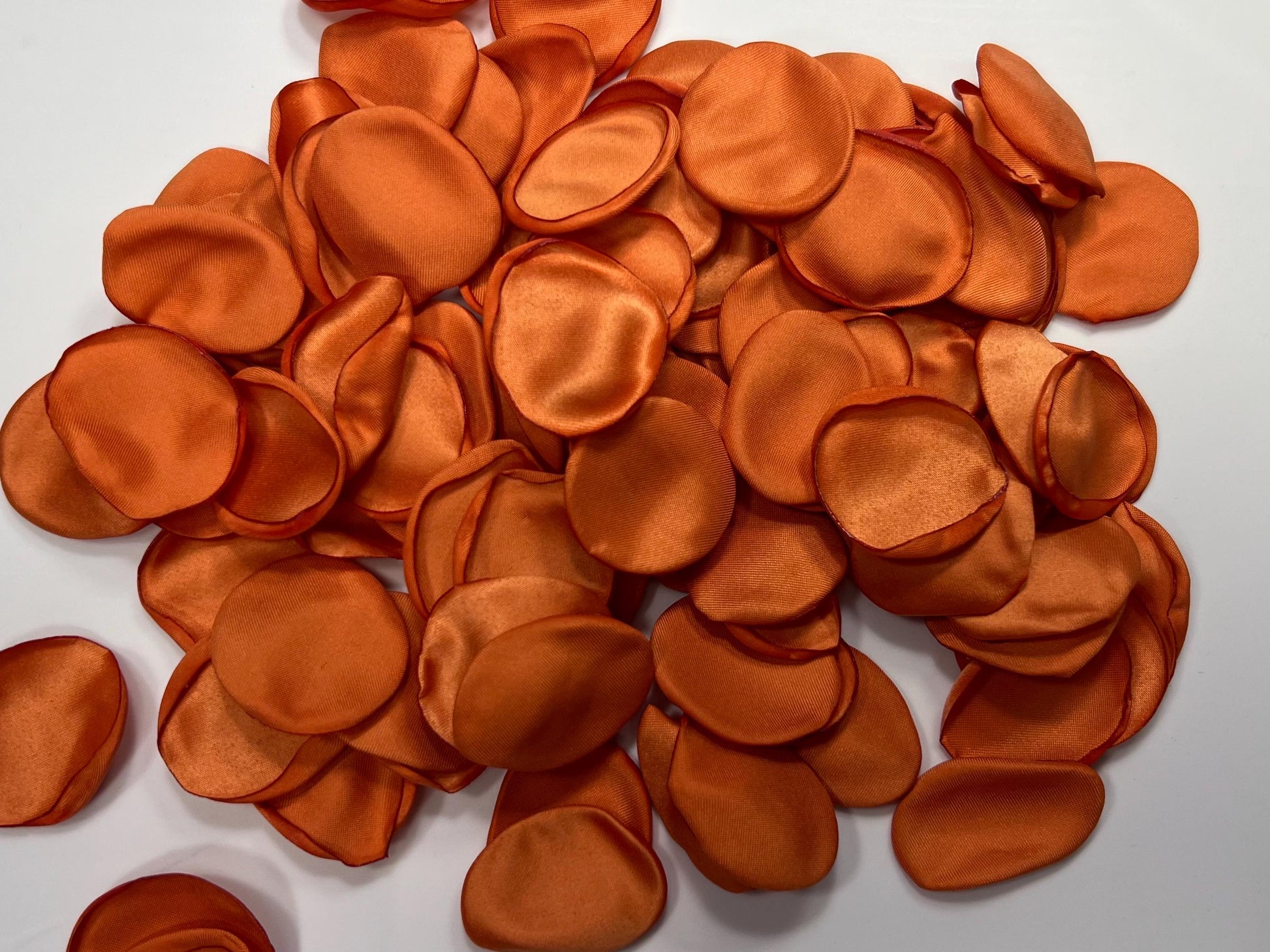 Burnt Orange Petals Wedding Decor Flower Girl Petals Terracotta Wedding Aisle Decor Flower Petals Rust Ceremony Decor Confetti Petals Flower