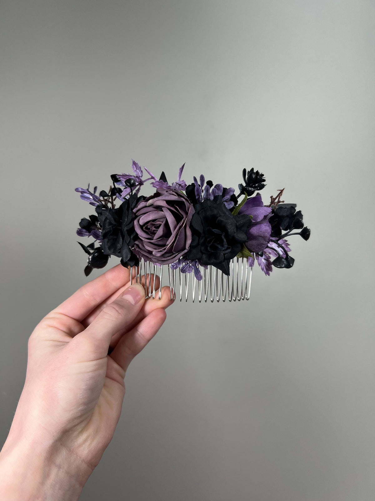 Black Purple Hair Comb, Gothic Bridal Hair Piece, Dark Plum Wedding Hair Accessory, Floral Hair Comb, Elegant Gothic Wedding Headpiece