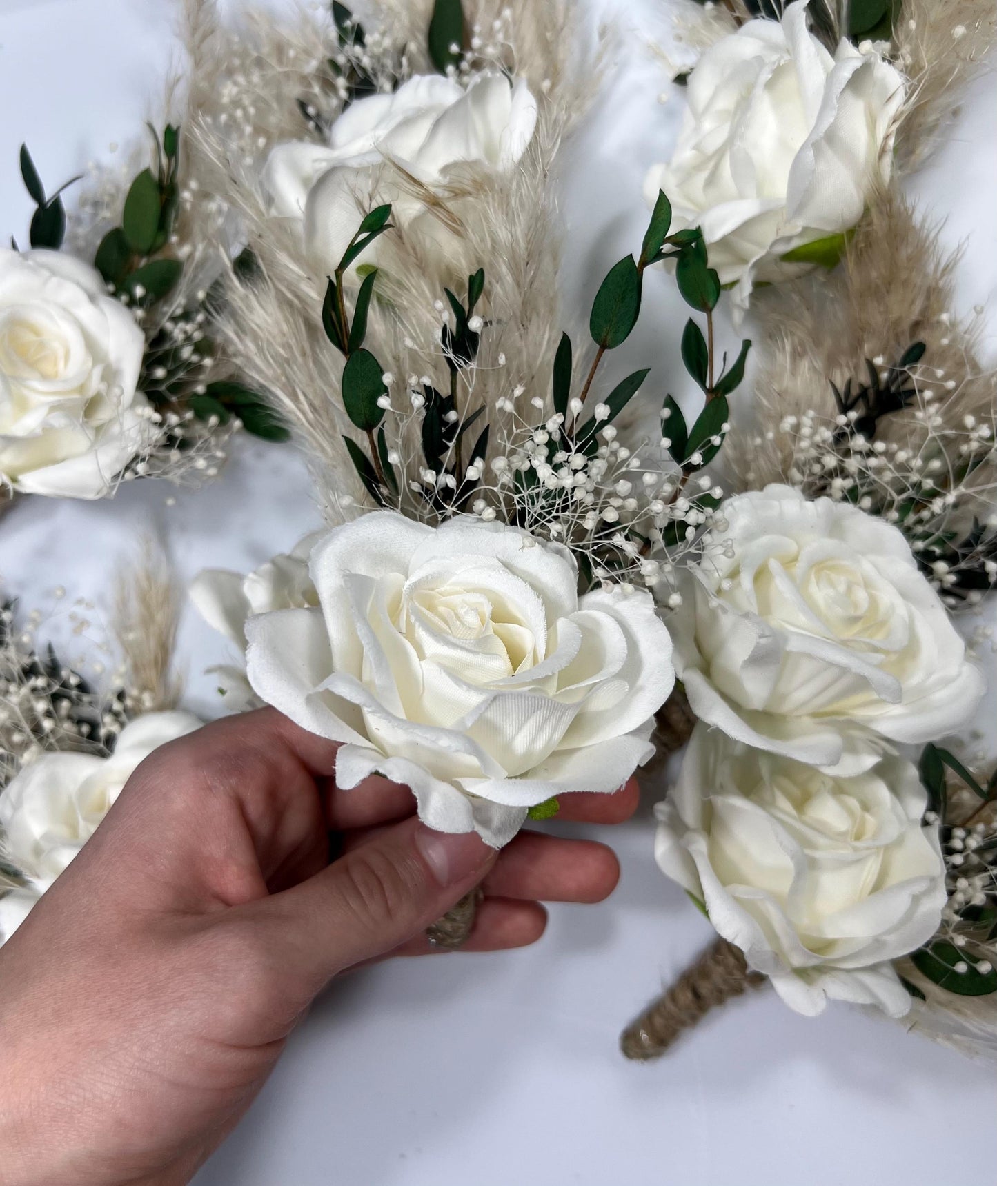 White Boutonniere Wedding Baby Breath Boutonnière Groom White Eucalyptus Dried Boutonniere Buttonhole Prom Boutonniere Boho Pampas Grass