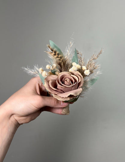 Brown Boutonniere Wedding Taupe Groom Boutonnières Boho Brown Feathers Boutonniere Groomsmen Taupe Baby Breath Pampas Grass Artificial