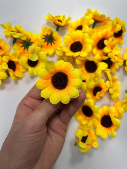 Sunflower Flower Heads Wedding Yellow Sunflowers 1.5” Artificial Flower Sunflower Small Fall Silk Flowers Heads Sunflower Craft Supplies