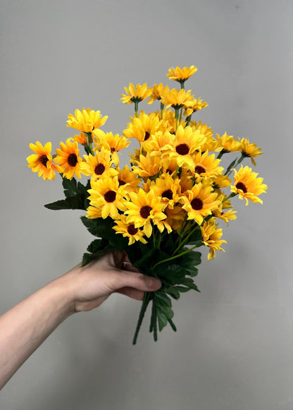 Sunflower Bunch Artificial Wedding Yellow Sunflowers with Stems Silk Flowers Heads Sunflower Fall Flower Faux Craft Supplies Sunflower DIY