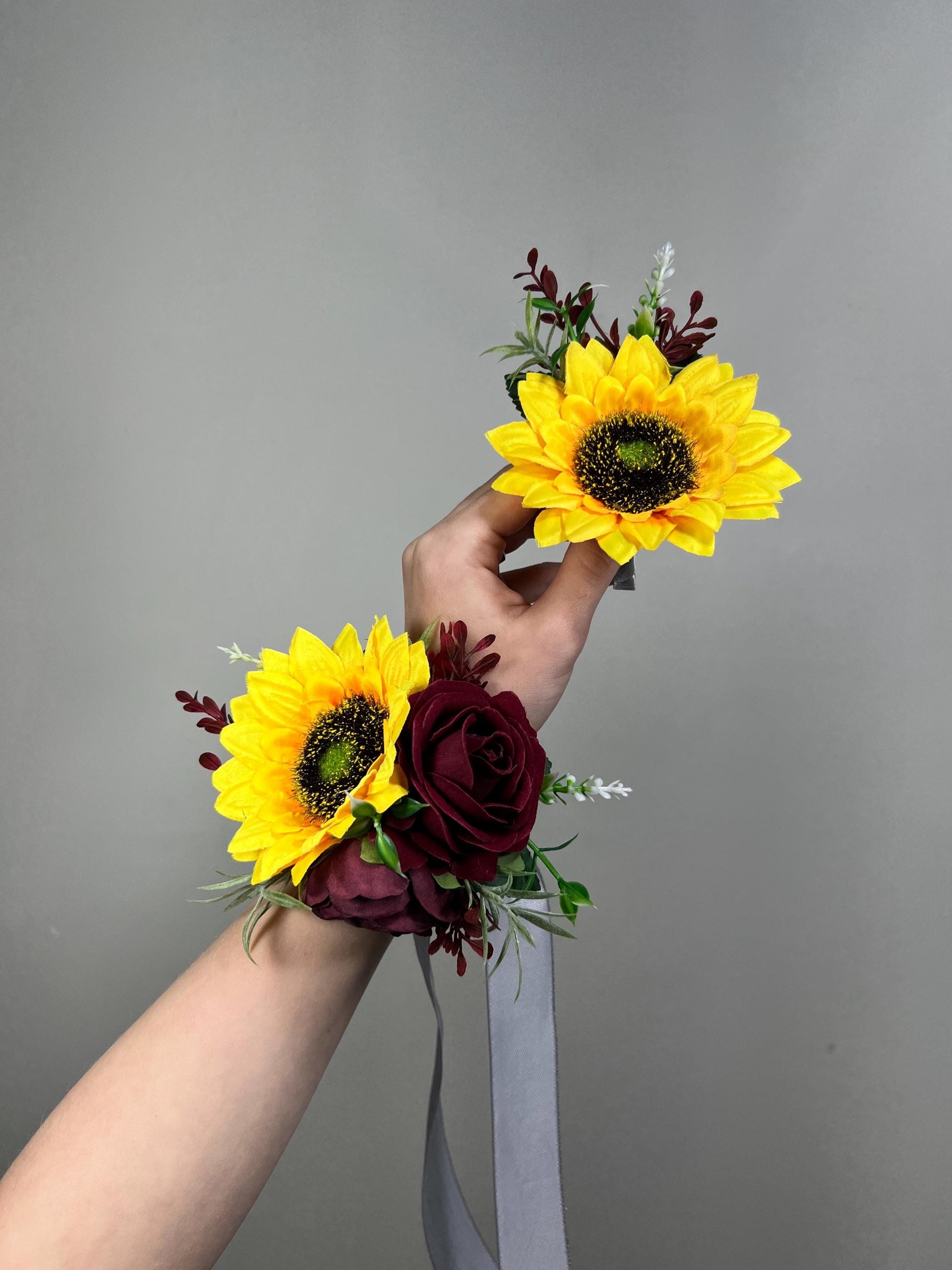 Sunflower Corsage Burgundy Wedding Sunflowers Wrist Corsage Maroon Sunflower Baby Breath Corsage Bridesmaids Wine Red Sunflower Prom Corsage