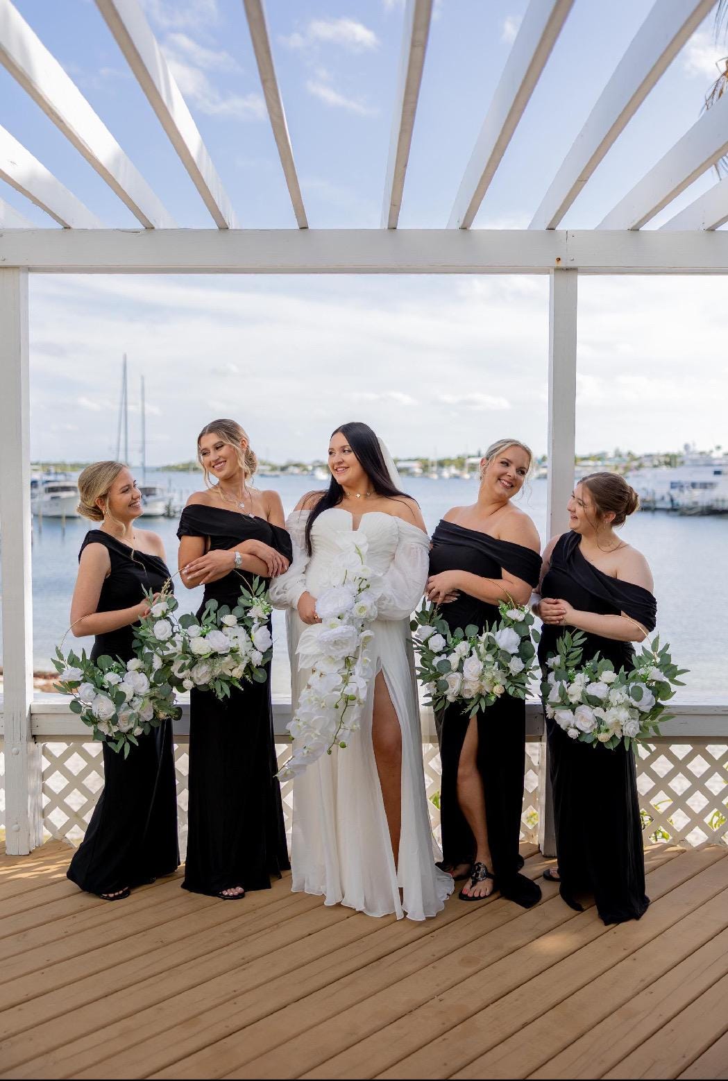 Wedding Hoop White Bridal Ivory Hoop Classic Bridesmaids Ring Wreath Flower Girl Hoop White Eucalyptus Artificial Flower Flower Hoop