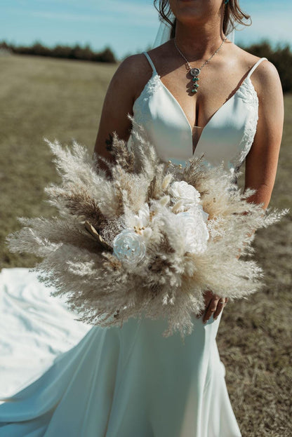 White Bouquet Wedding Boho Bridal Pampas Grass Bouquet White Bridesmaids Ivory Beige Bouquet Palm Leaves Baby Breath Artificial Flowers