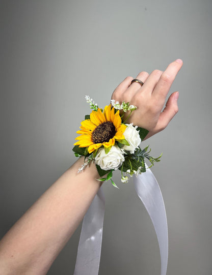 Sunflower Corsage Wedding Wrist Sunflowers Corsage Mom Yellow Sunflowers White Corsage Bridesmaids Corsage Fall Artificial Flowers