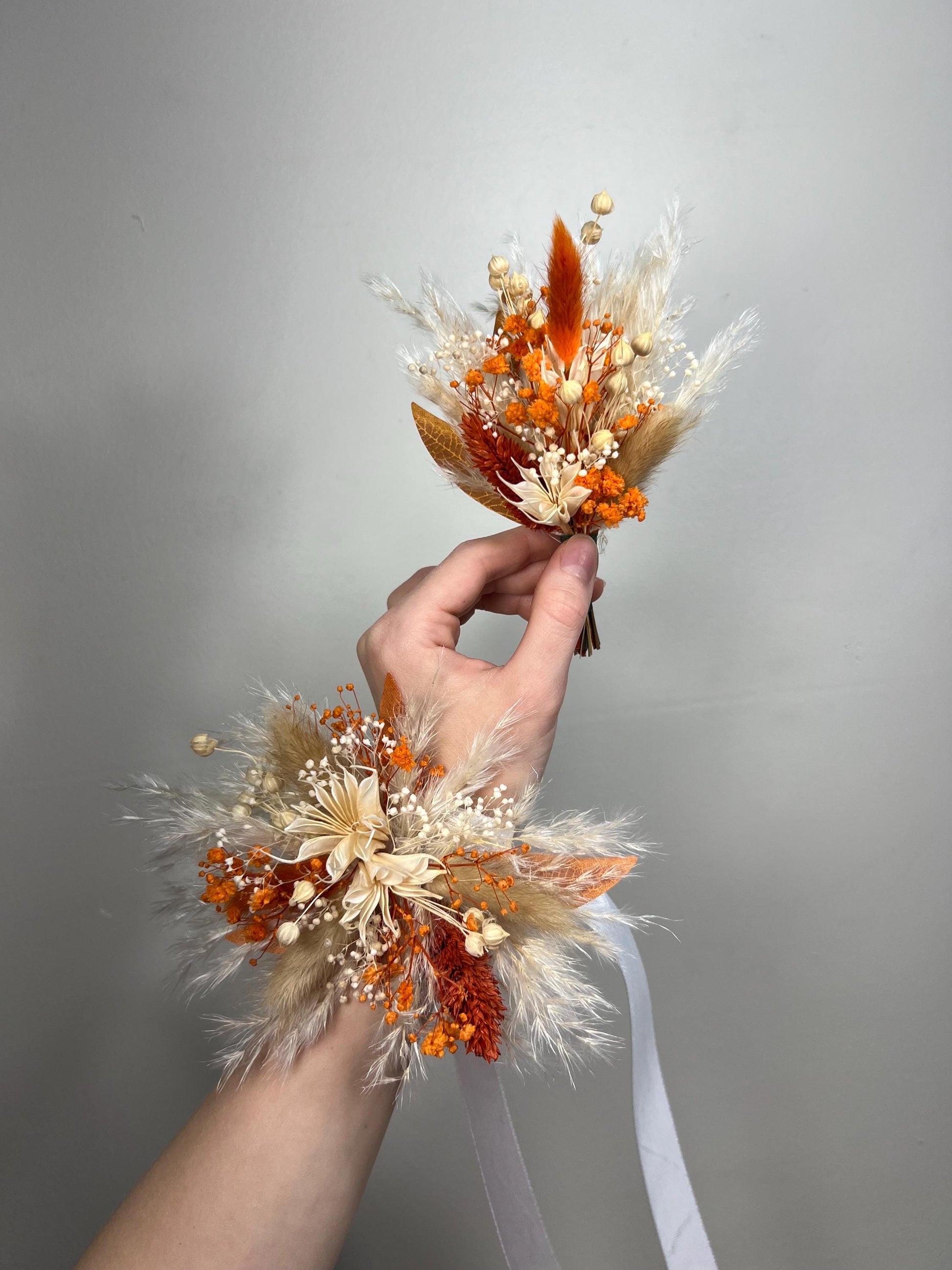 Terracotta Corsage Wedding Burnt Orange Boho Wrist Corsage Bridesmaids Baby Breath Terracotta Mom Corsage Pampas Grass Artificial Flowers