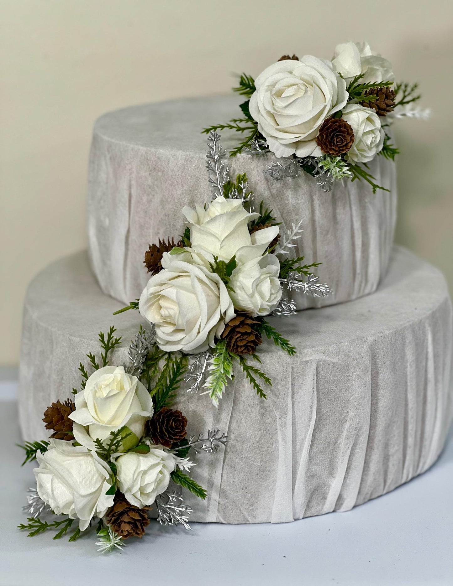 Christmas Cake Decor Wedding White Cake Flower Topper Pine Cone Winter Cake Decoration Silver Christmas White Pine Arrificial Flowers