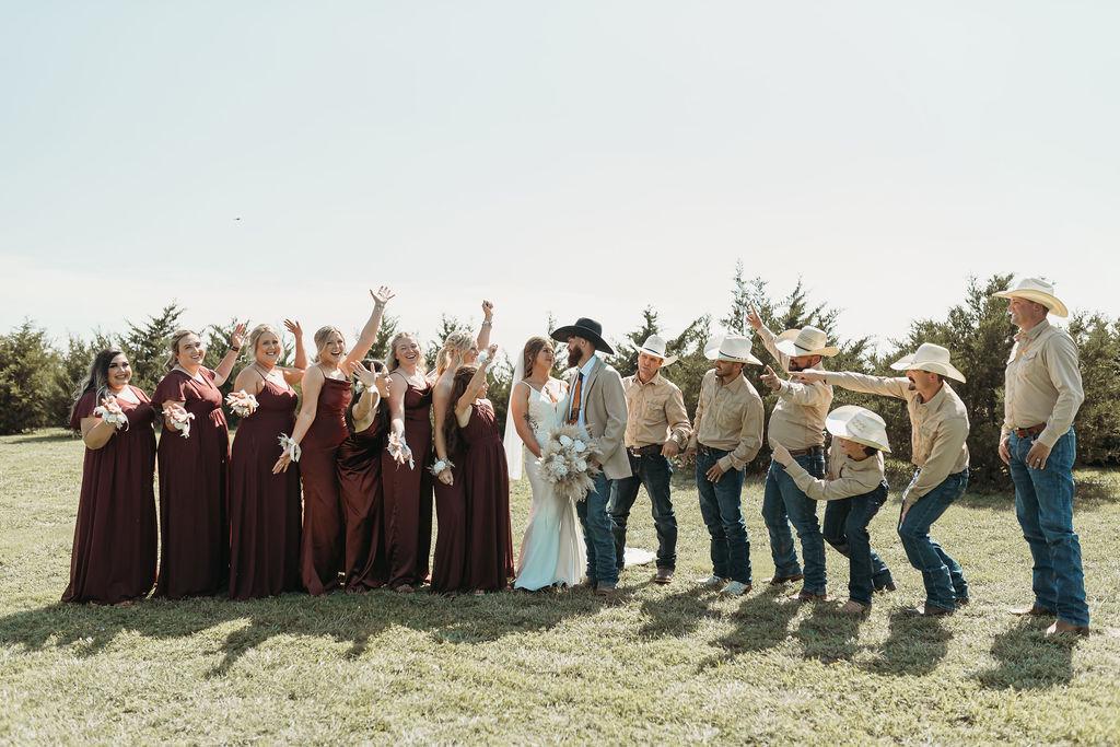White Bouquet Wedding Boho Bridal Pampas Grass Bouquet White Bridesmaids Ivory Beige Bouquet Palm Leaves Baby Breath Artificial Flowers
