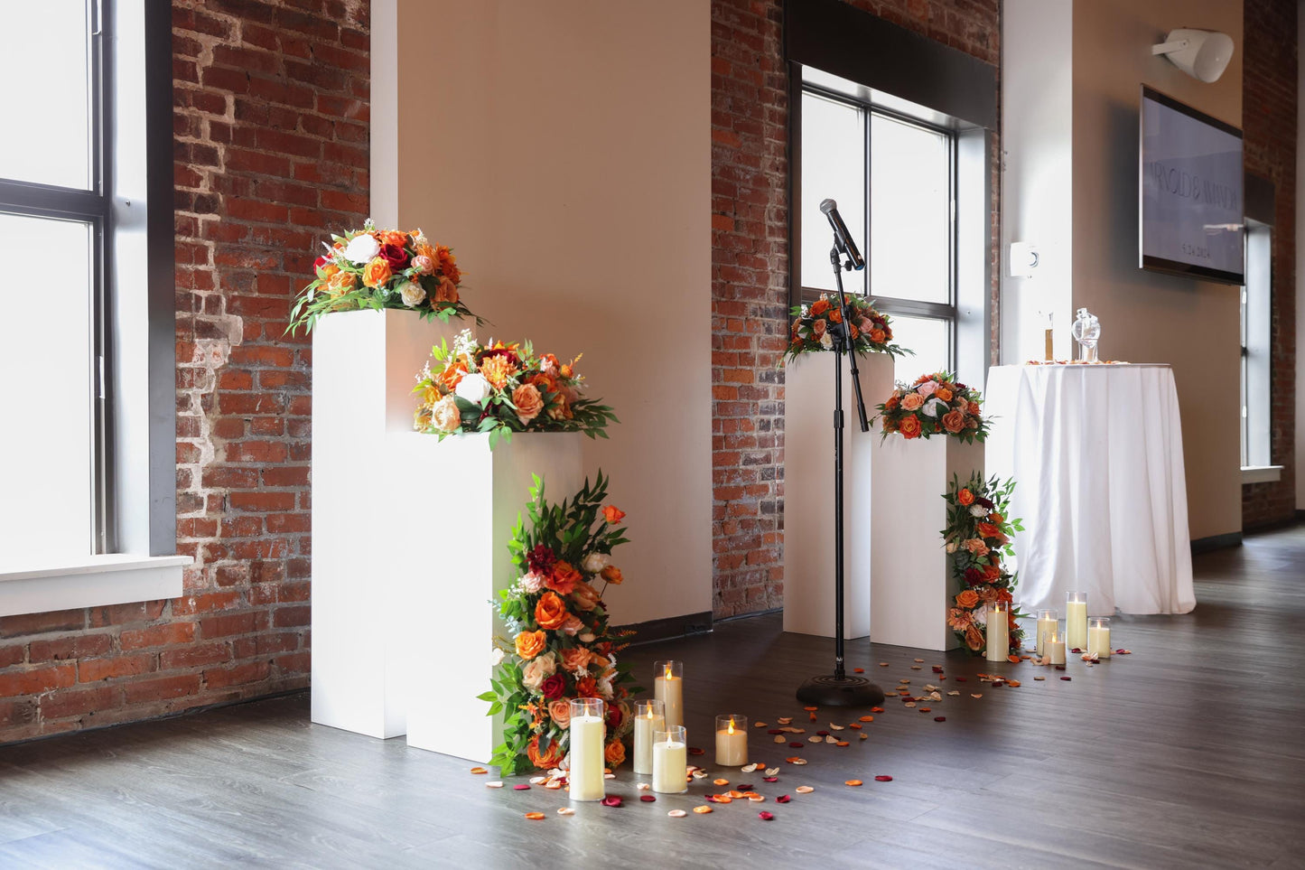 Orange Centerpiece Wedding Peach Terracotta Centerpiece Table Flower Ball Barrel Ivory Wiskey Stand Burgundy White Artificial Flower