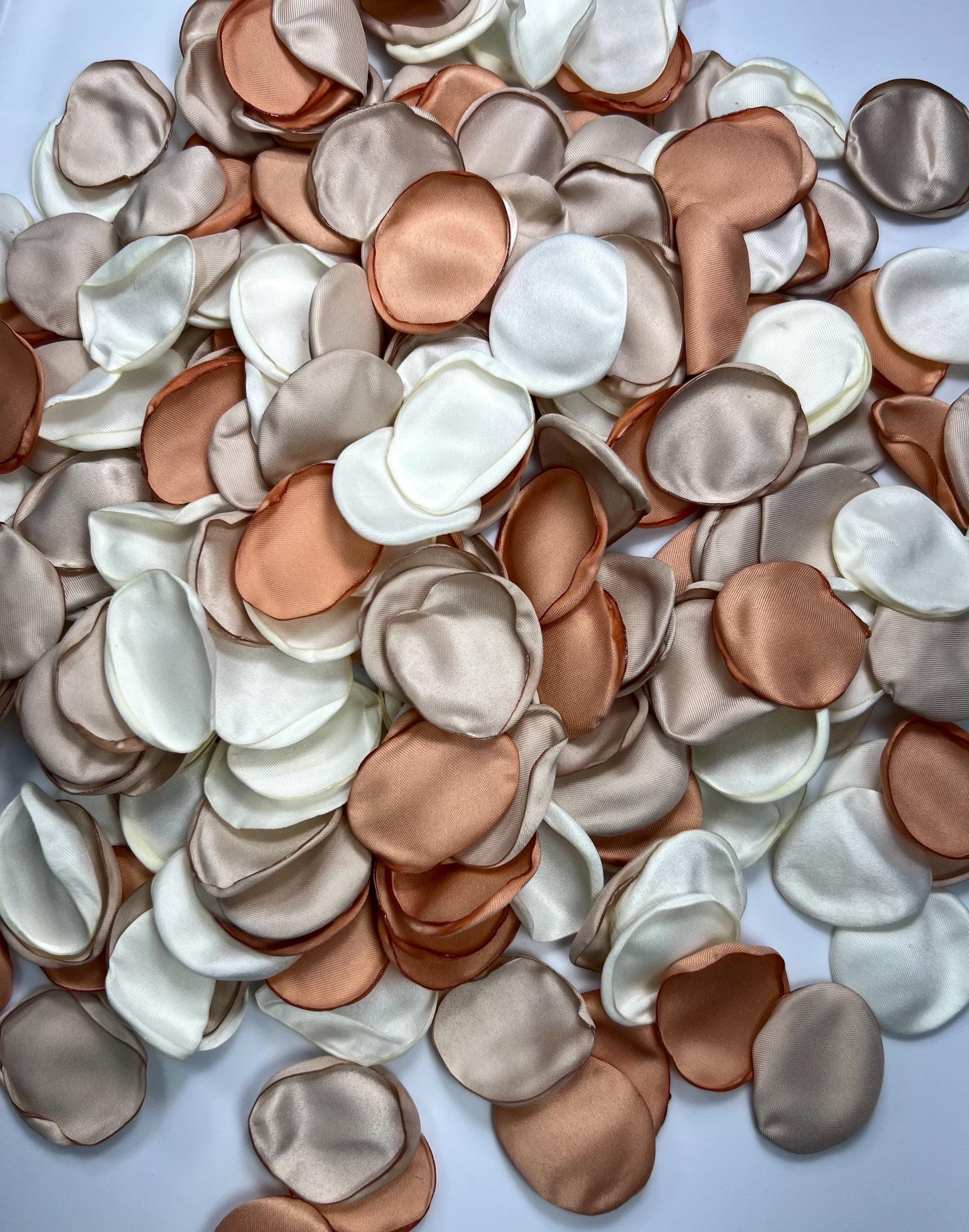 Ivory Beige Petals Wedding Decor Flower Girl Petals Champagne Aisle Decor Flower Petals Soft Gold Ceremony Decor Confetti Satin Petals