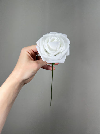 White Flower Artificial Wedding DIY Craft Supplies Pure White Rose Wedding True White Flower Head with Stem Fake Flowers White Rose Heads