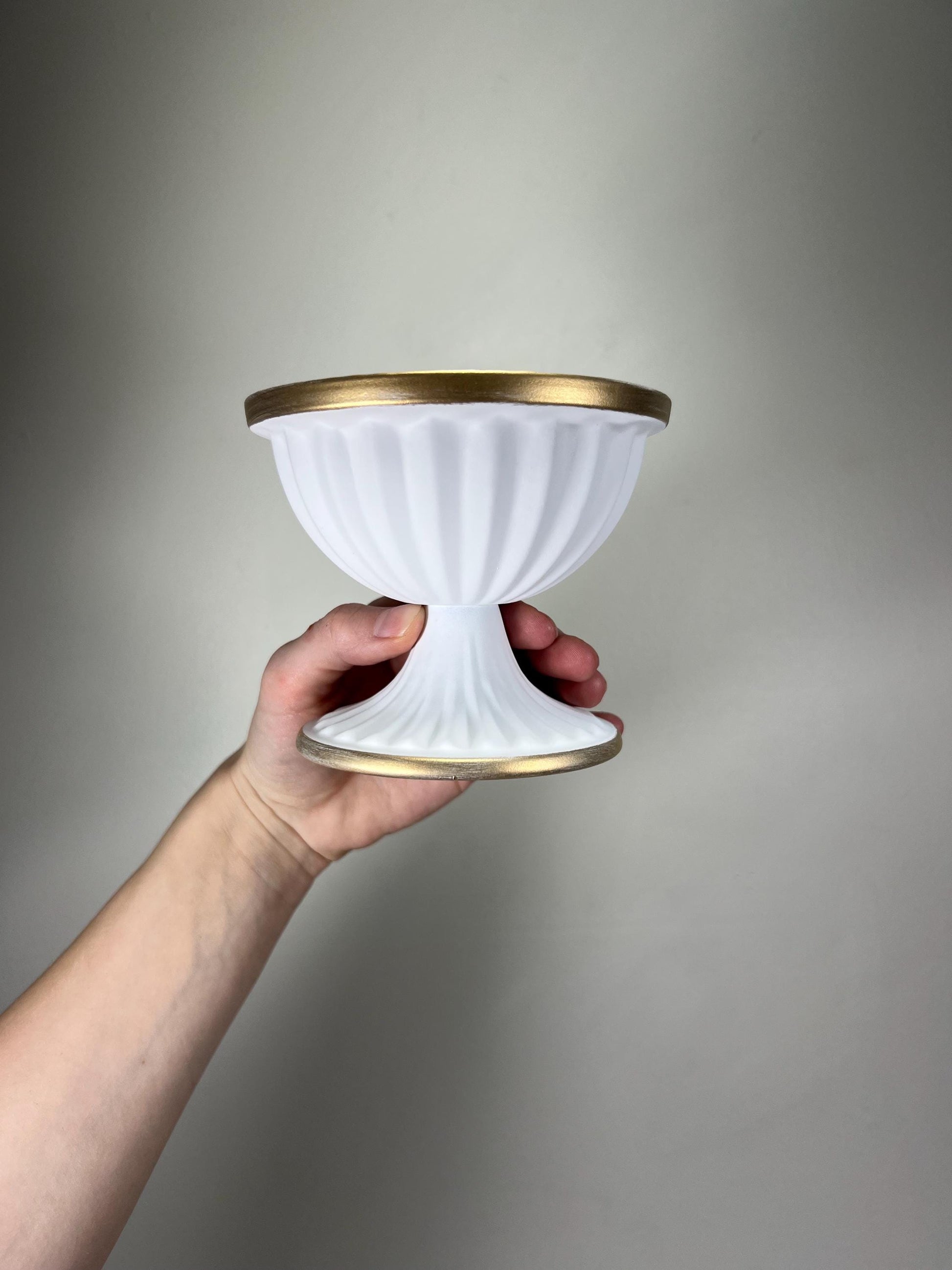 White Vase for Centerpiece Wedding Gold Vase Compote Metal Small Vase Flower Centerpiece Pedestal Vase Wedding Home Decor Gold Bowl Vase