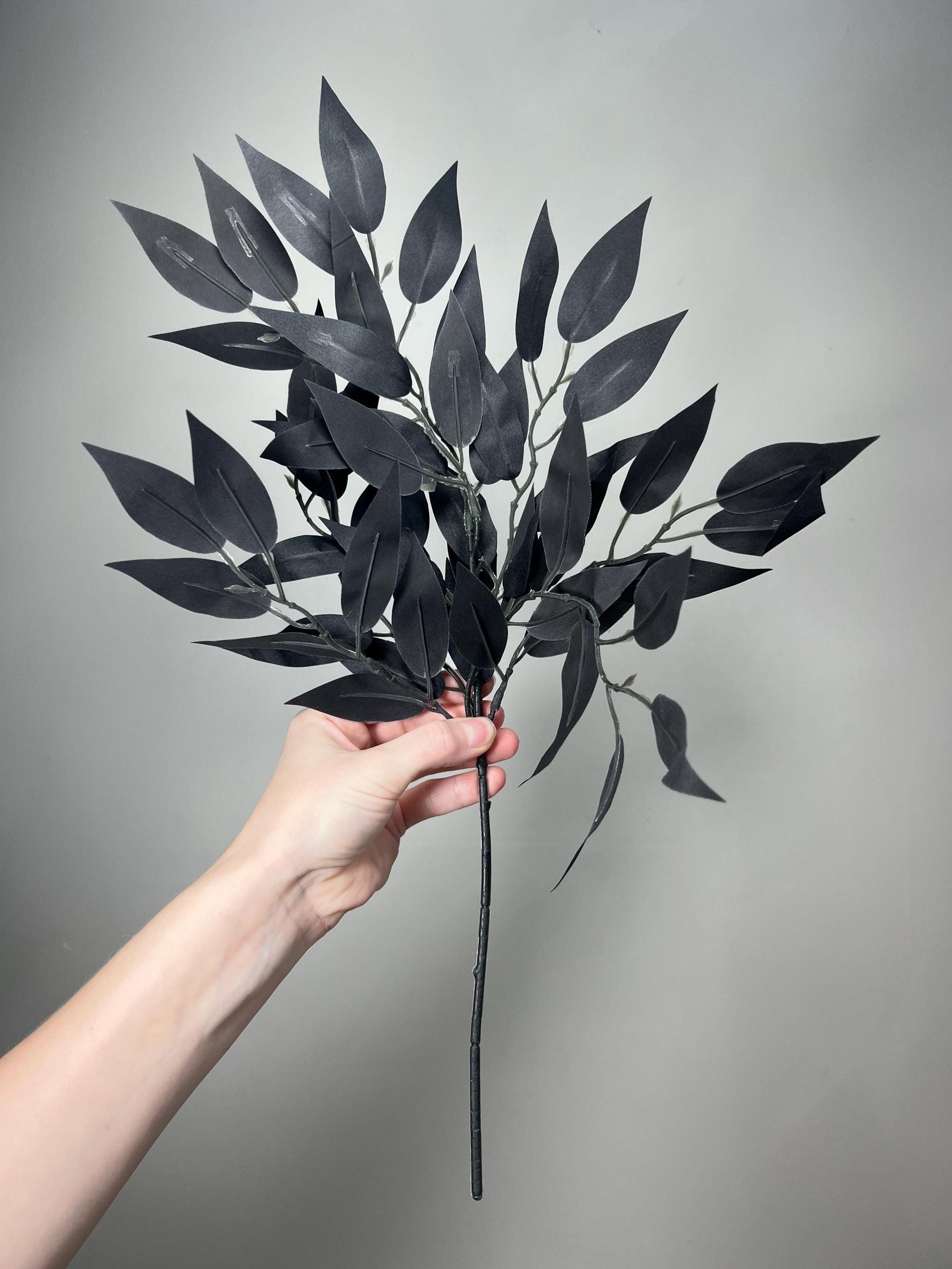 Bulk Artificial Willow Leaves 1 Bunch Bundle Dark Green Greenery Eucalyptus Stems Decor Wedding Greenery Faux Foliage Willow Craft Supplies